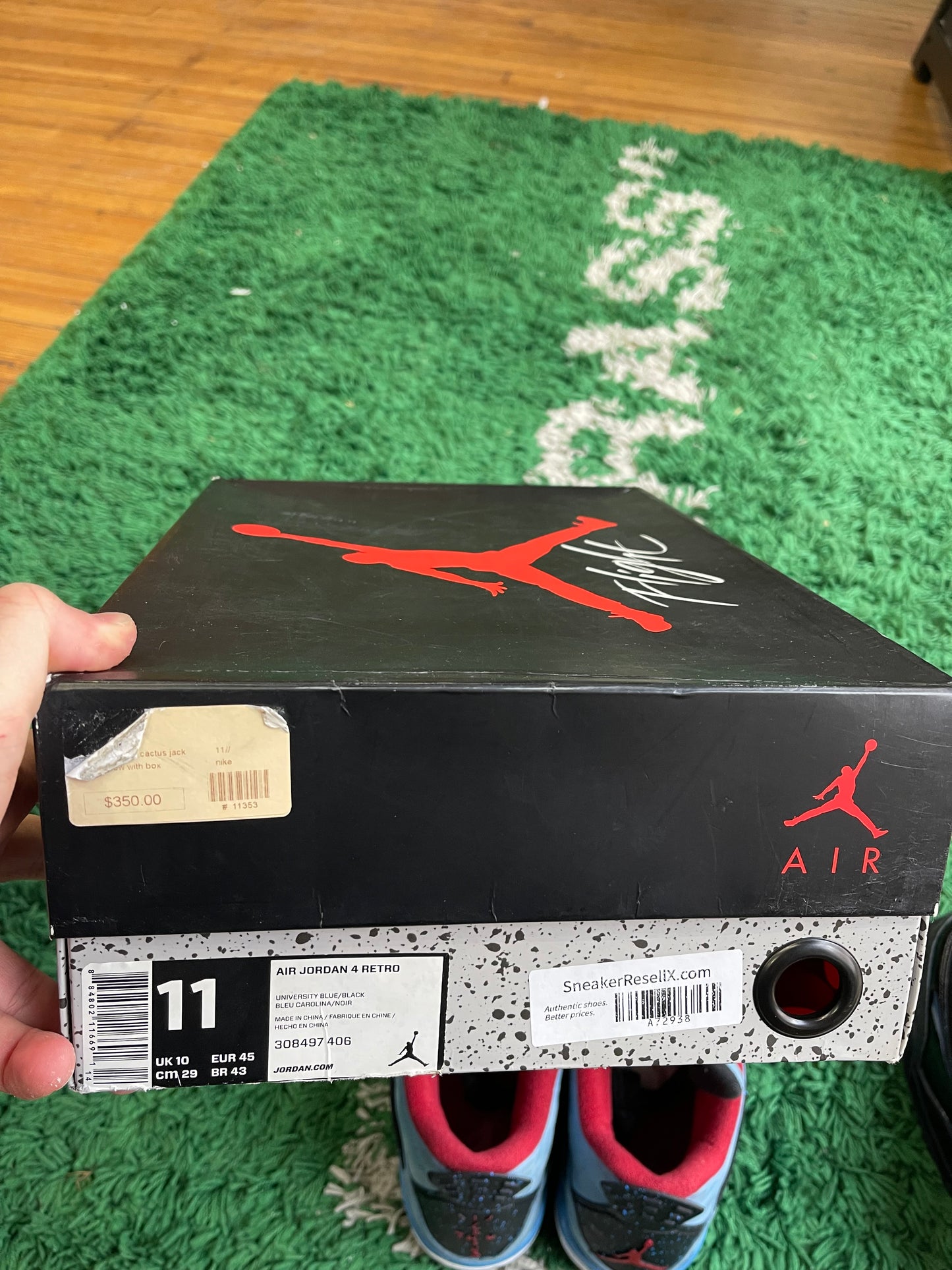 Jordan 4 x Travis Scott “Cactus Jack”