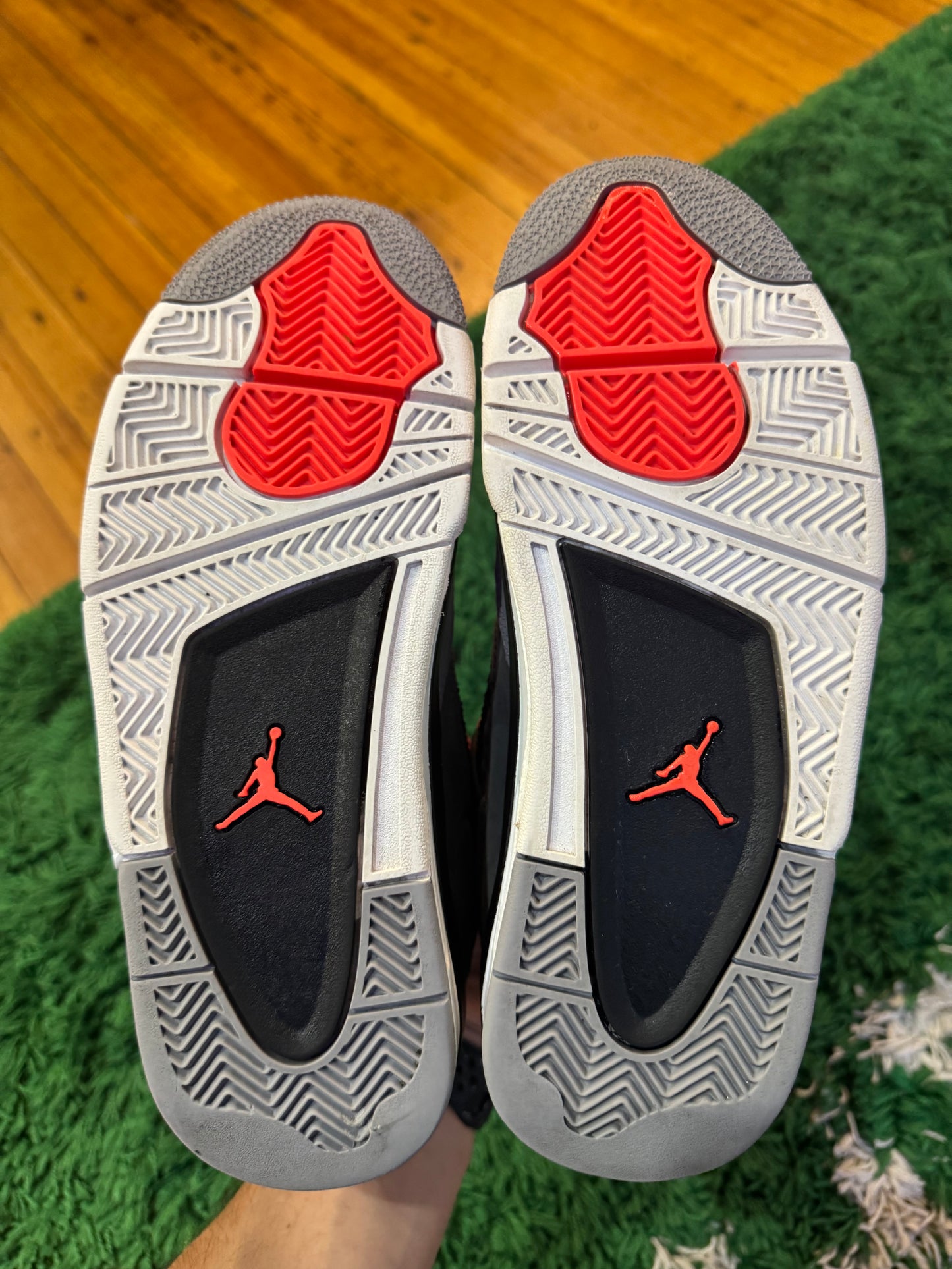 Jordan 4 “Infrared”