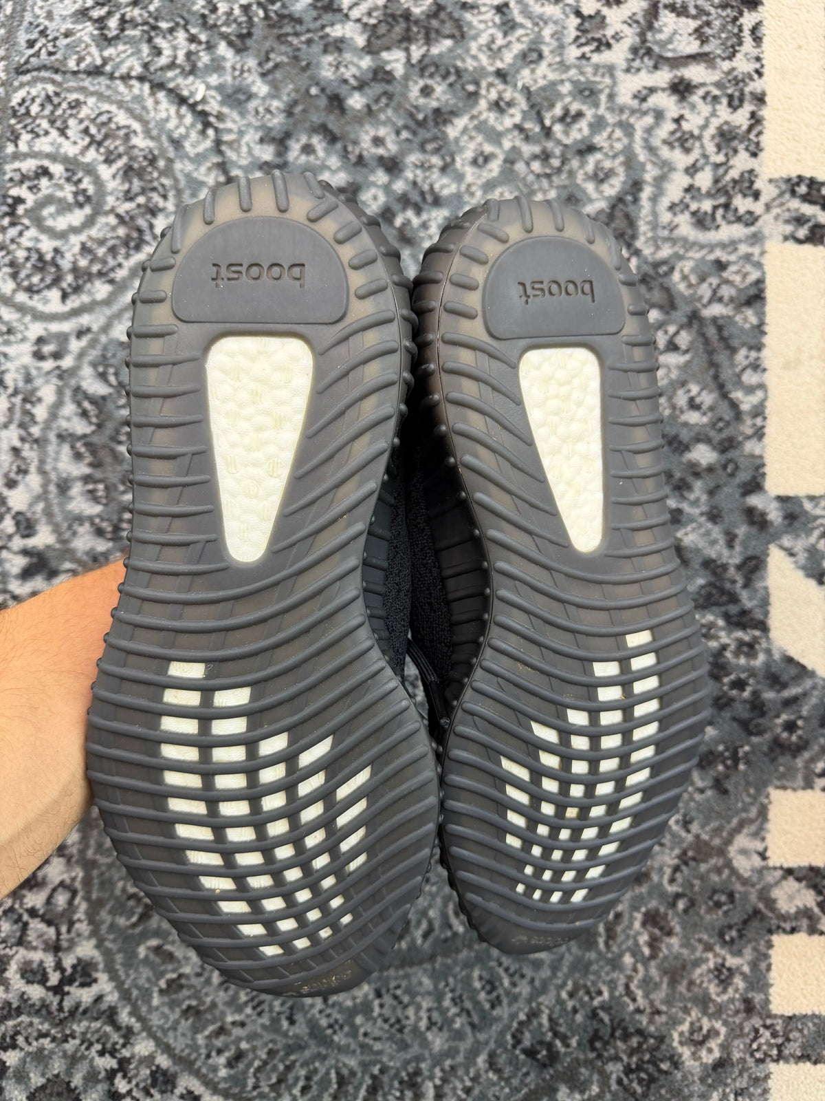 Yeezy 350 “Bred”