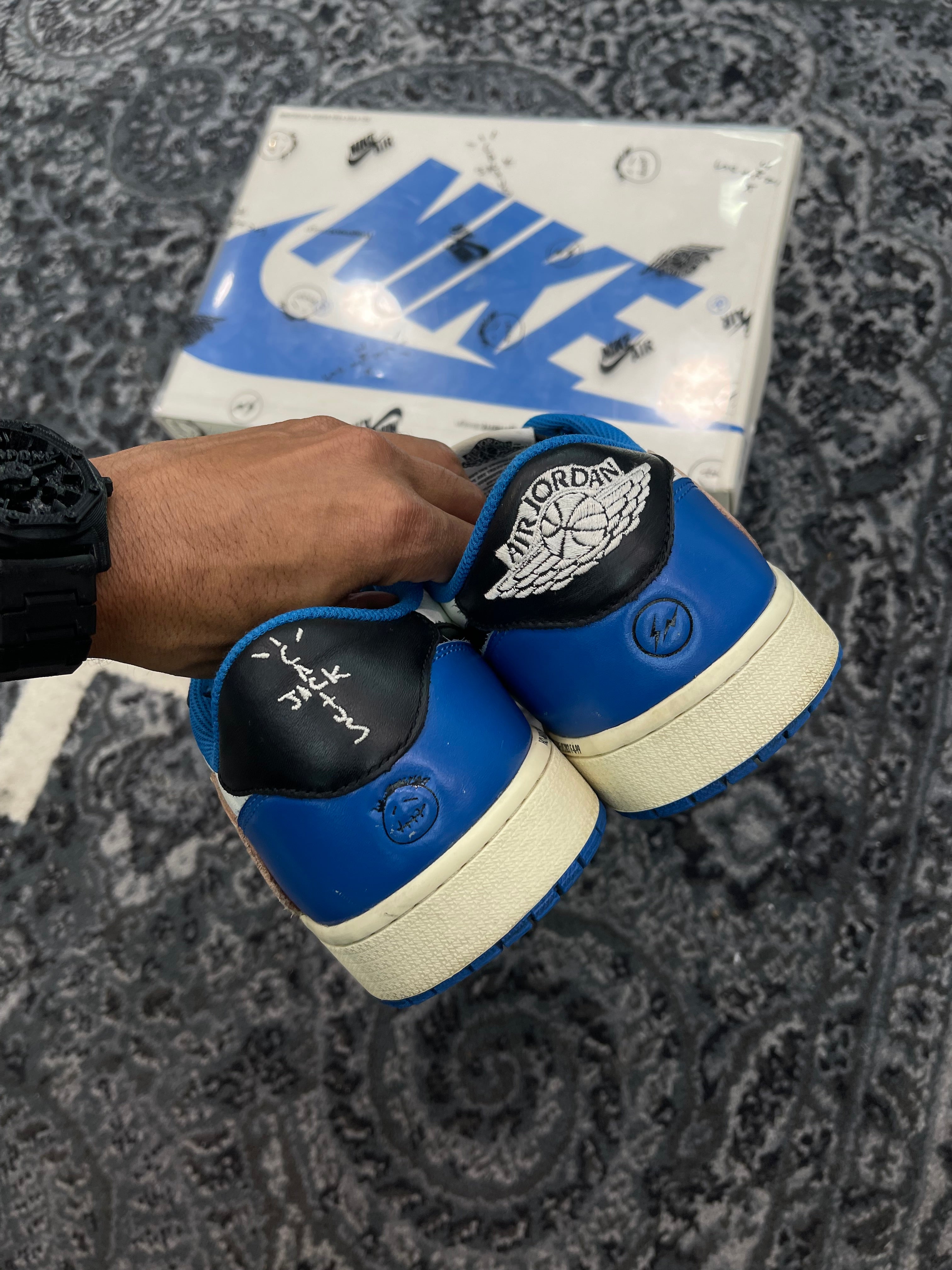 Jordan 1 Low x Travis Scott “Fragment”