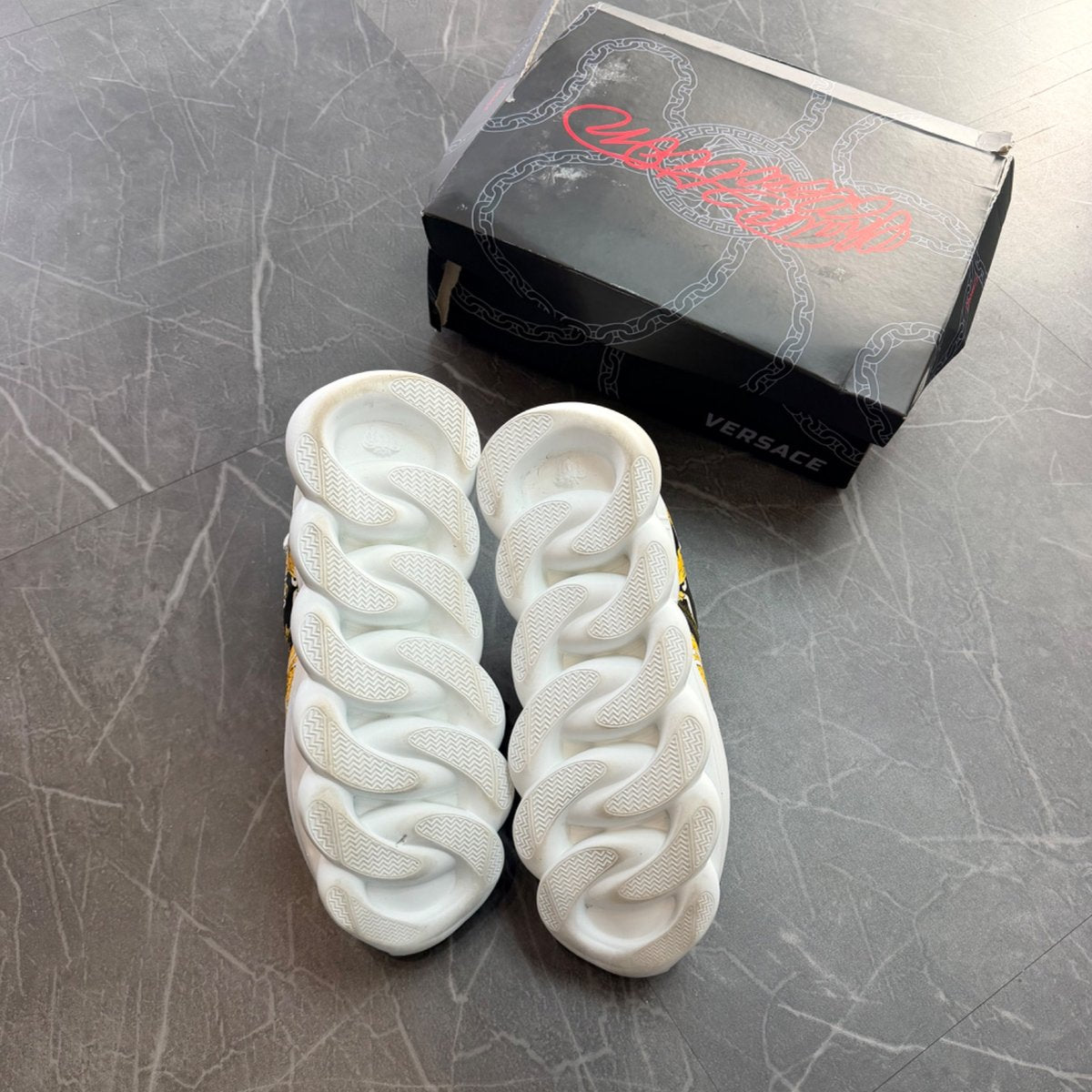 Versace Chain Reaction Gold (Size 46) (VNDS)