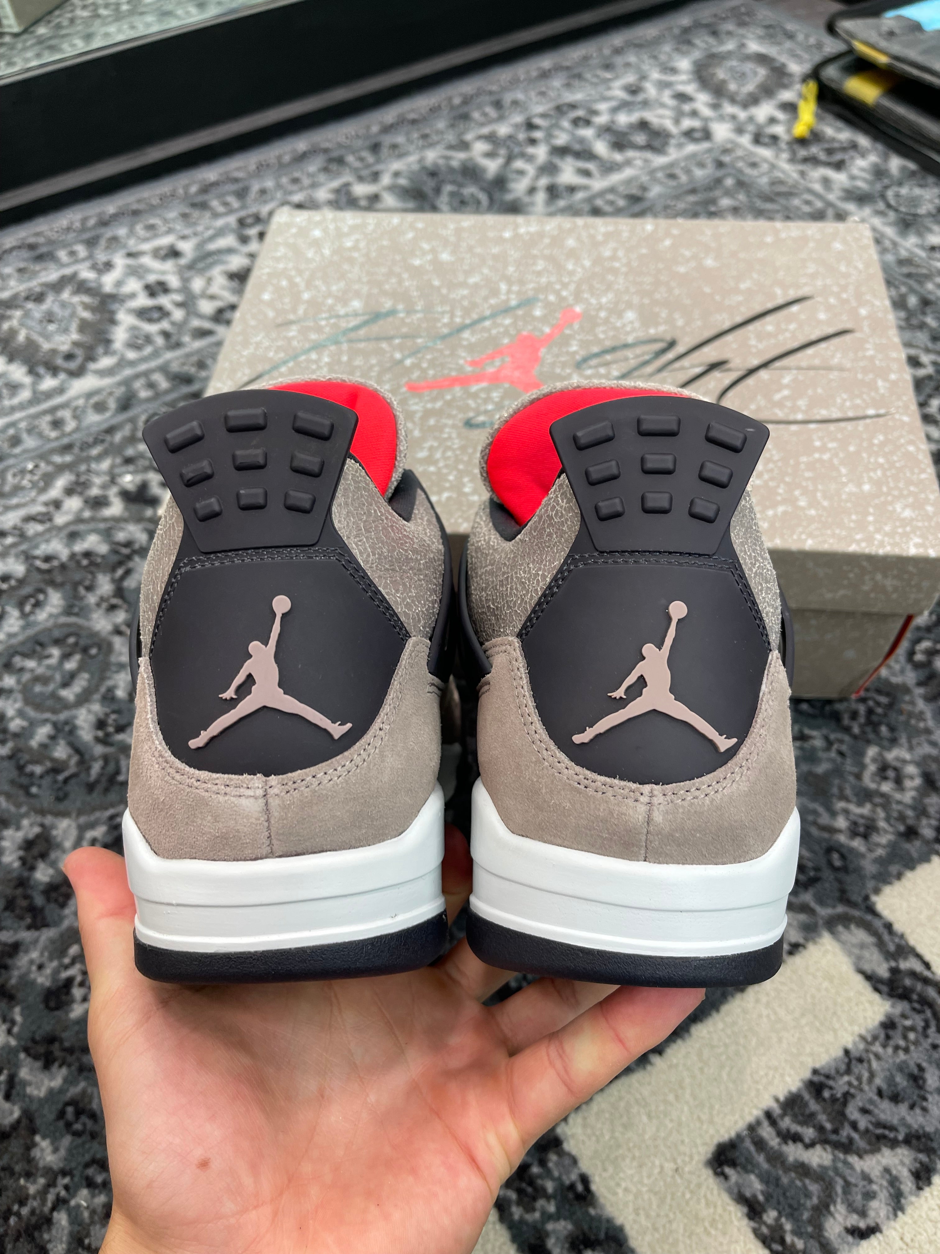 Jordan 4 “Taupe Haze”