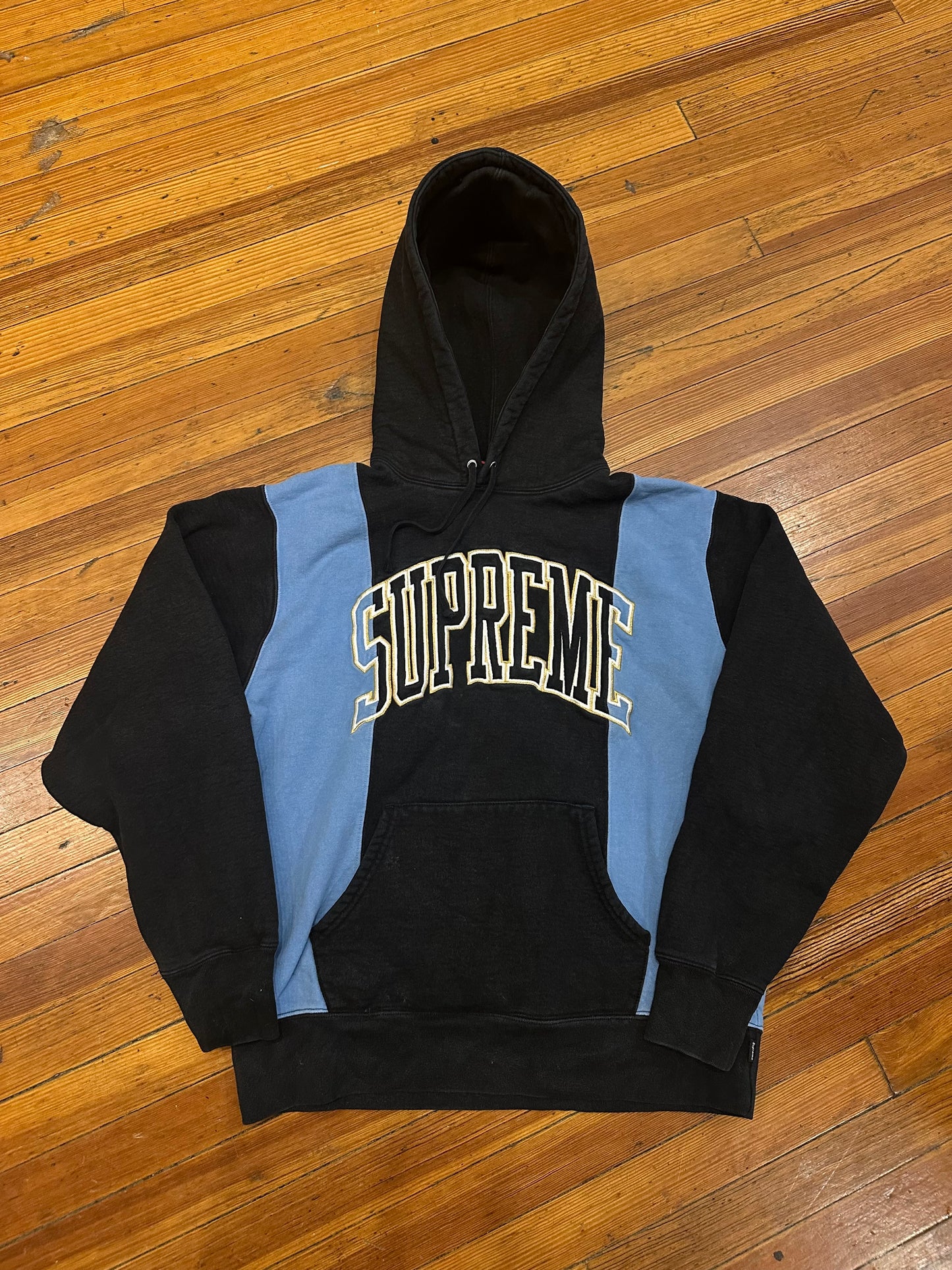 Supreme Hoodie “Black / Blue”