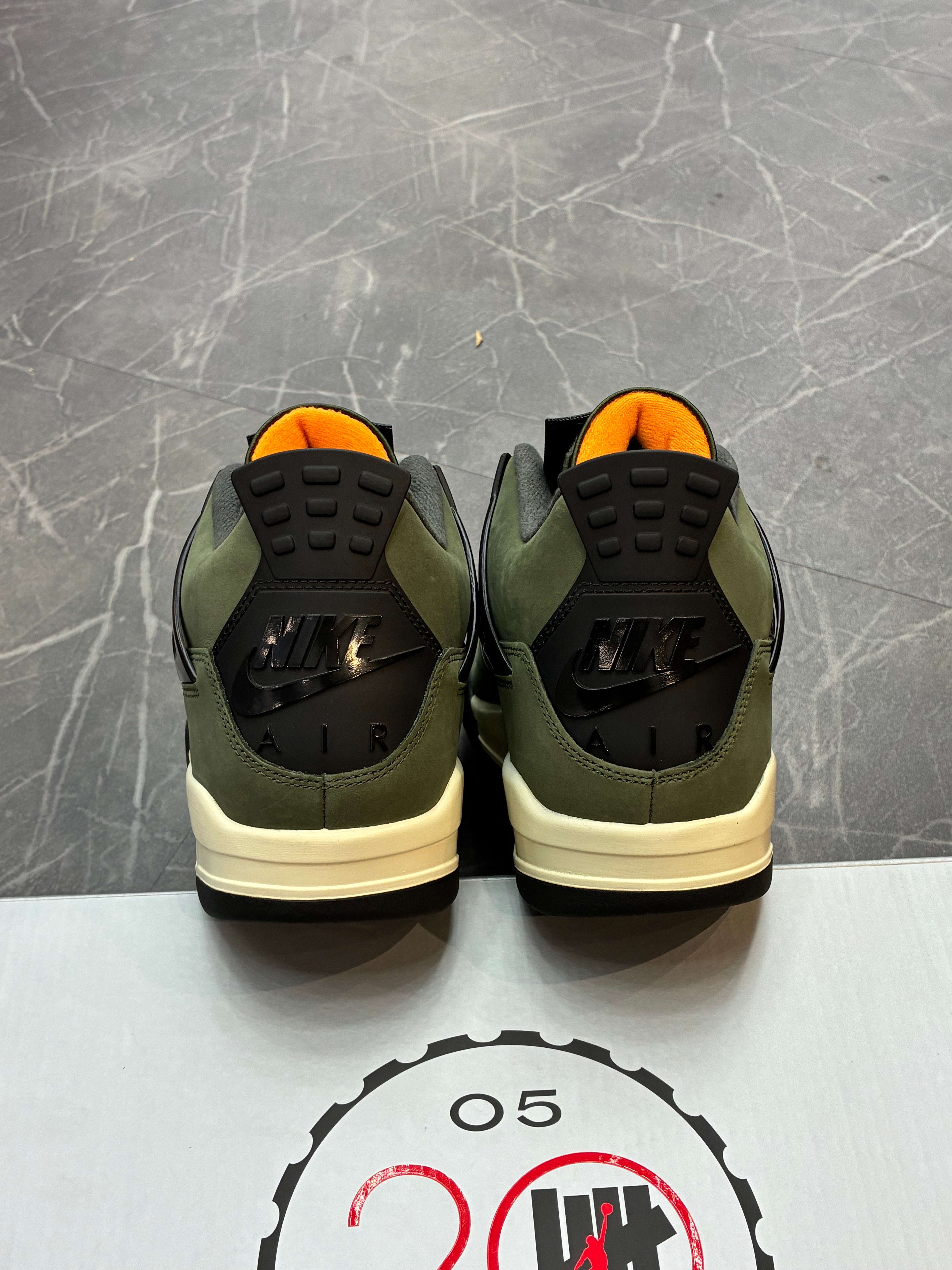 Jordan 4 “Undefeated” (2025)