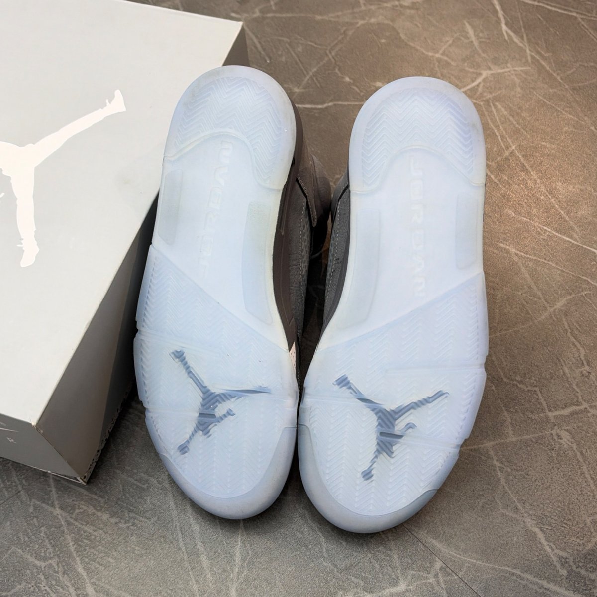 Jordan 5 Retro Wolf Grey (2026) (Size 10) (VNDS)