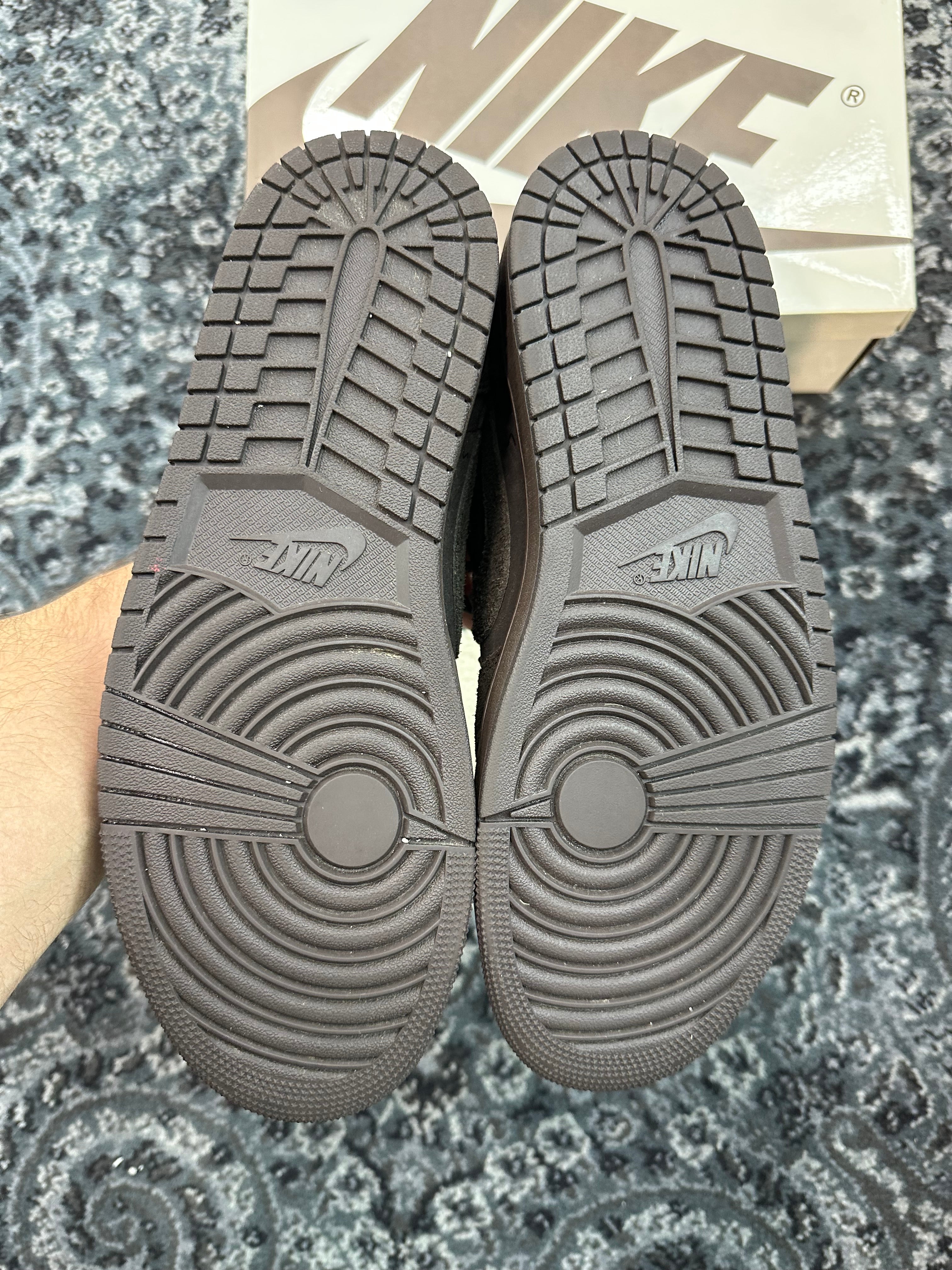 Jordan 1 Low Travis Scott “Velvet Brown”