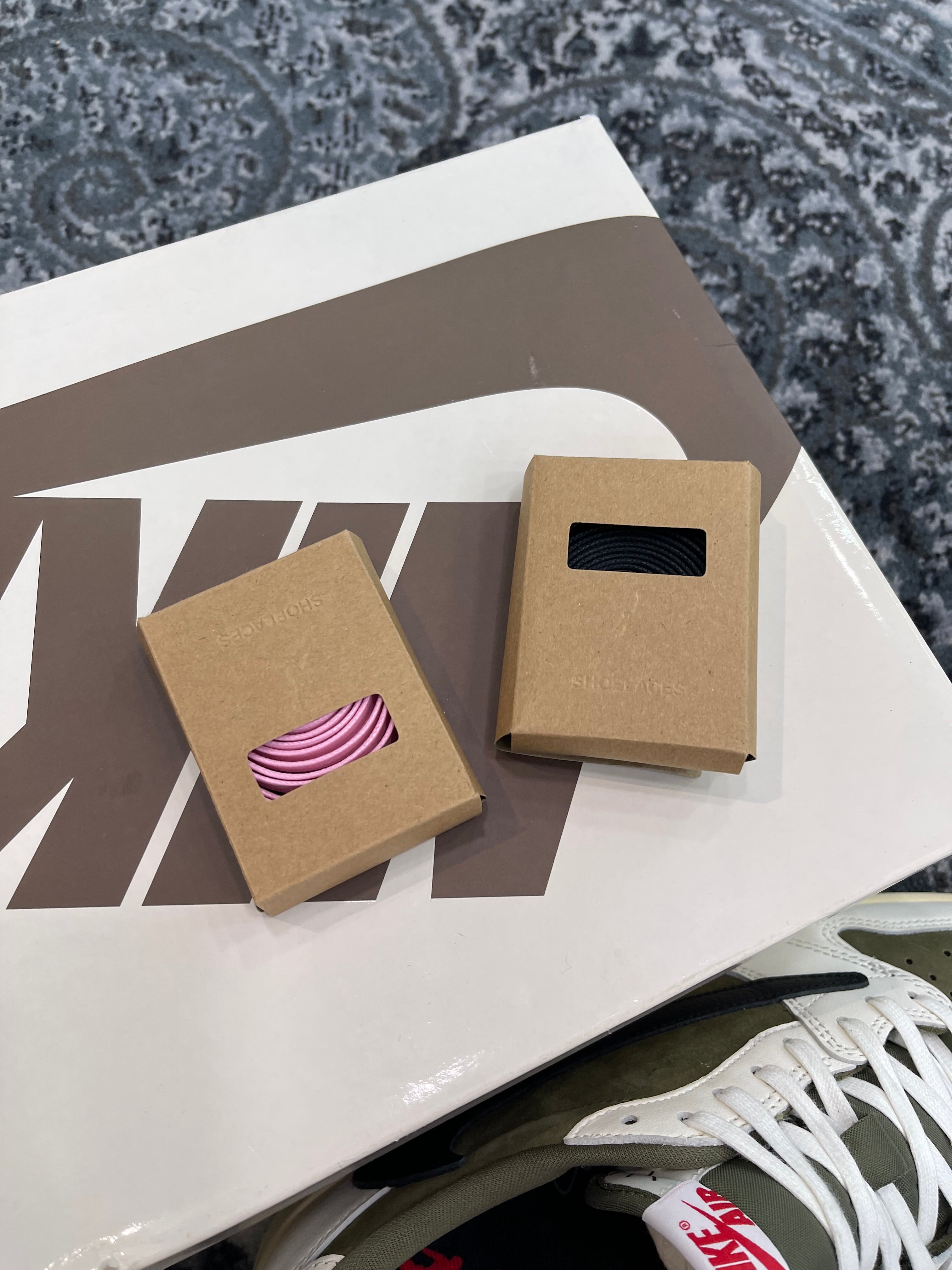 Jordan 1 Low x Travis Scott “Medium Olive”