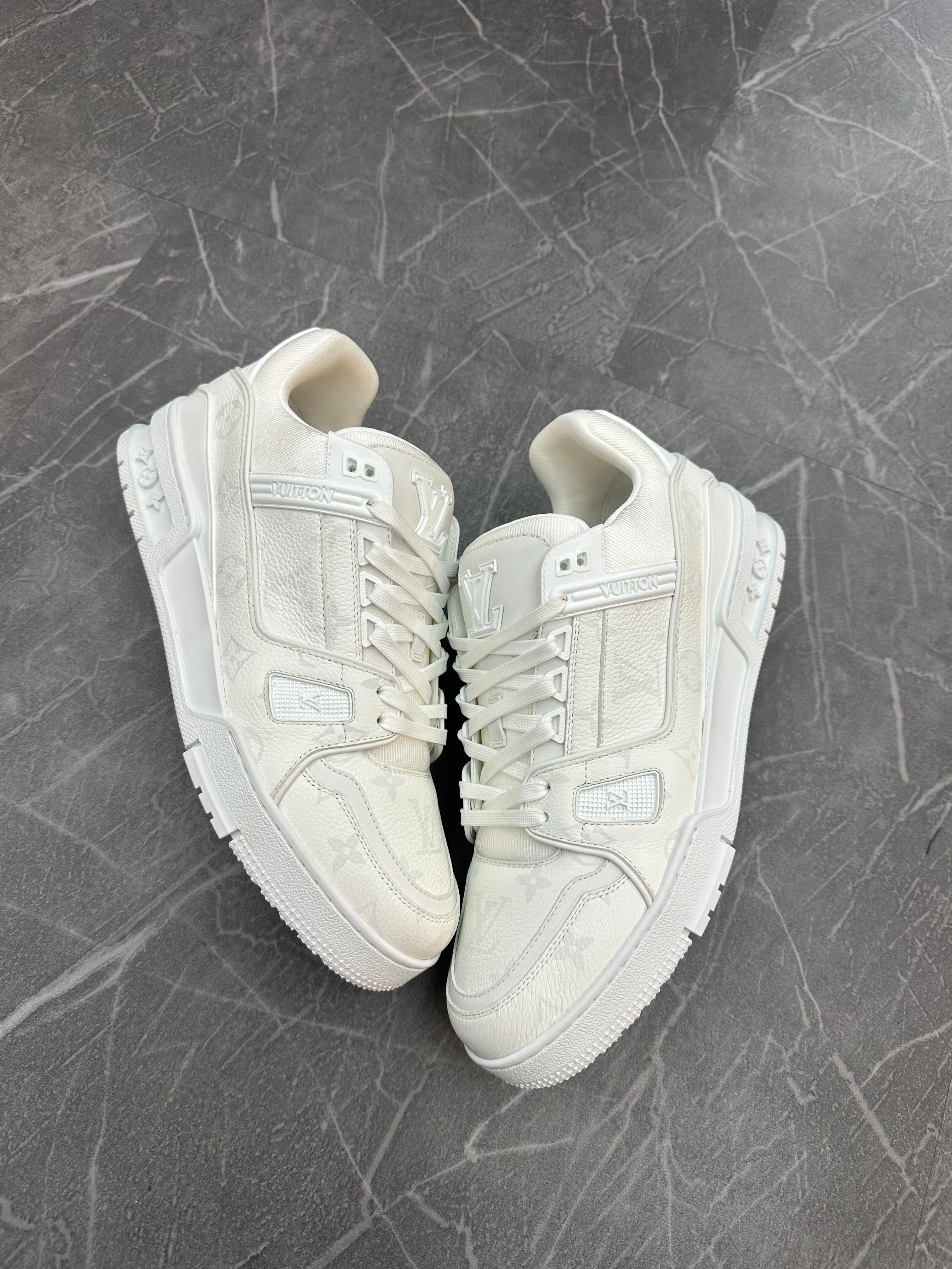 Louis Vuitton Trainer “White”