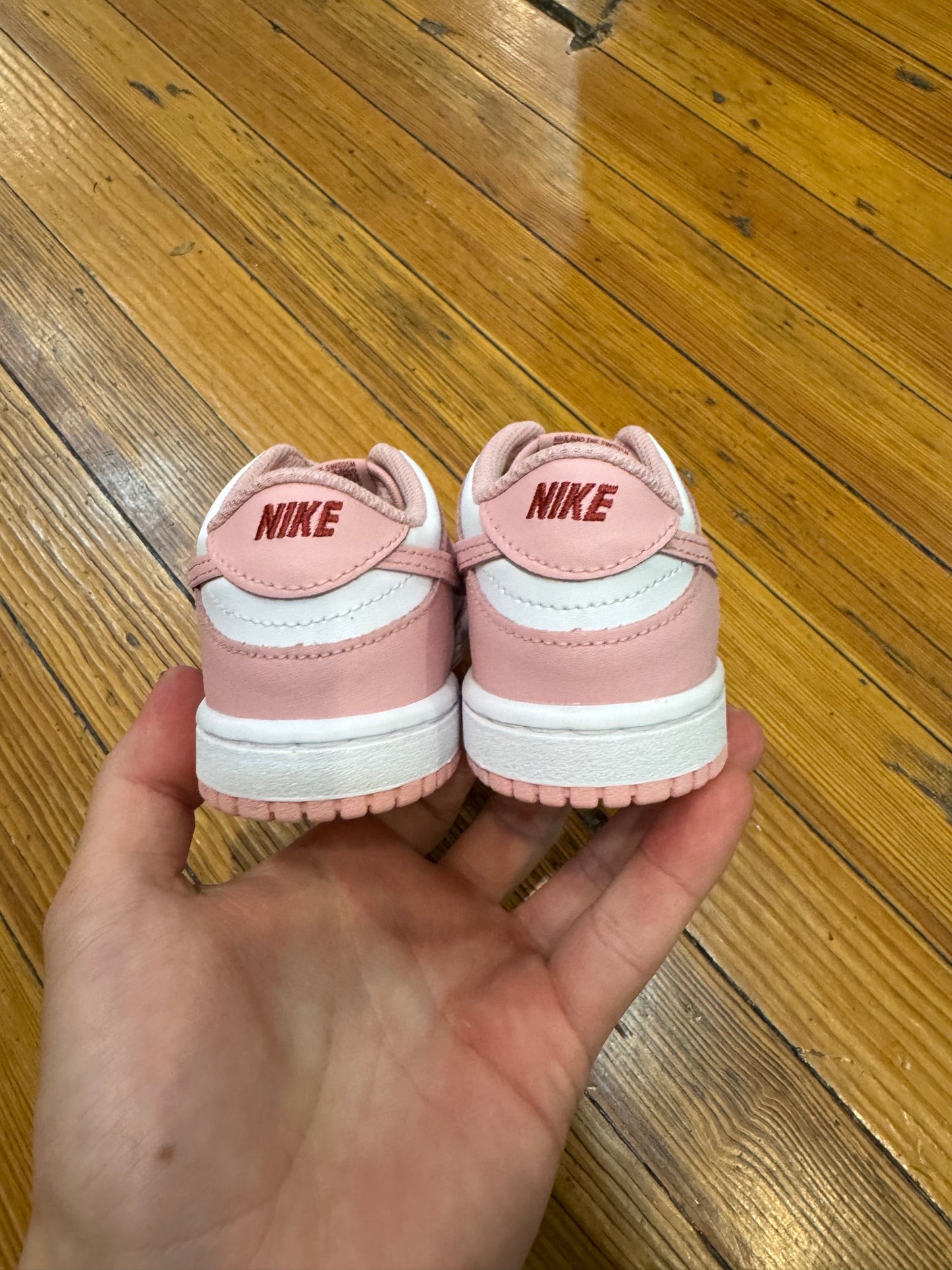 Nike Dunk Low “White Pomegranate”