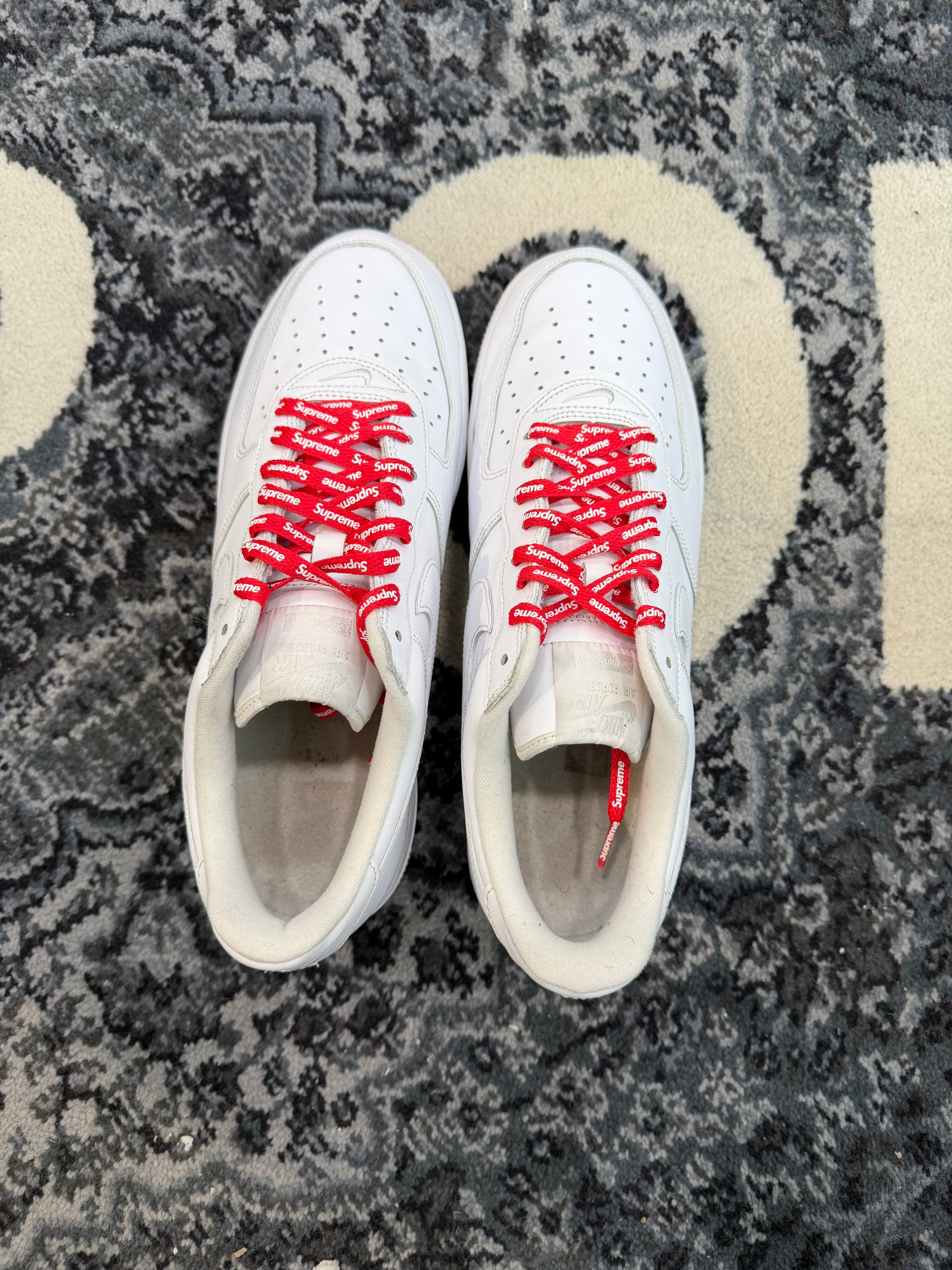 Nike Air Force 1 Low Supreme “White”
