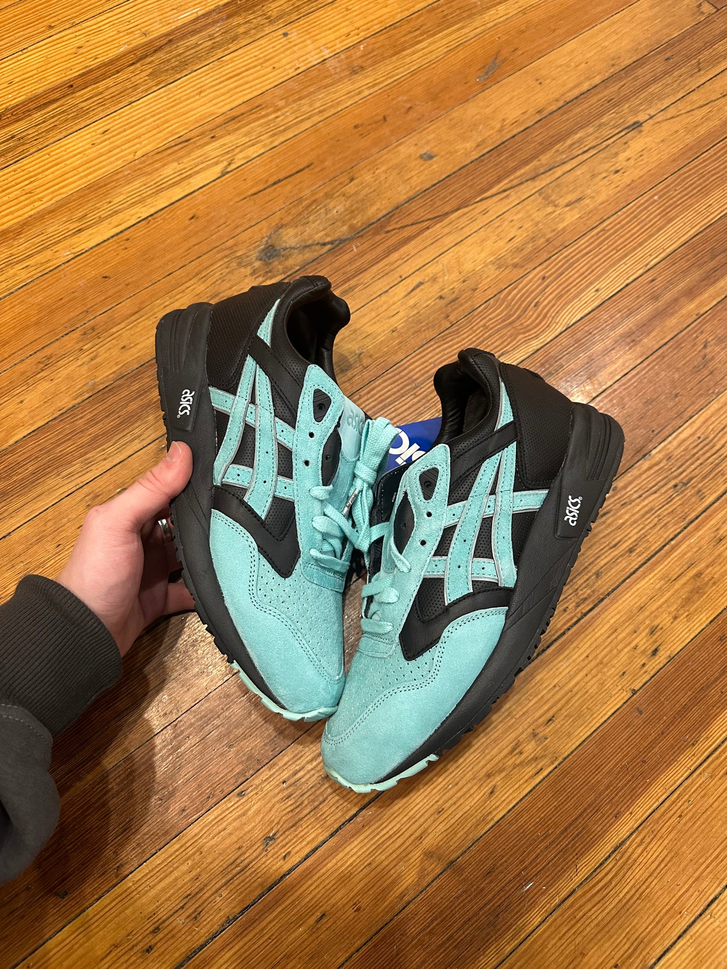 ASICS Gel-Saga Diamond Supply Co x Tiffany