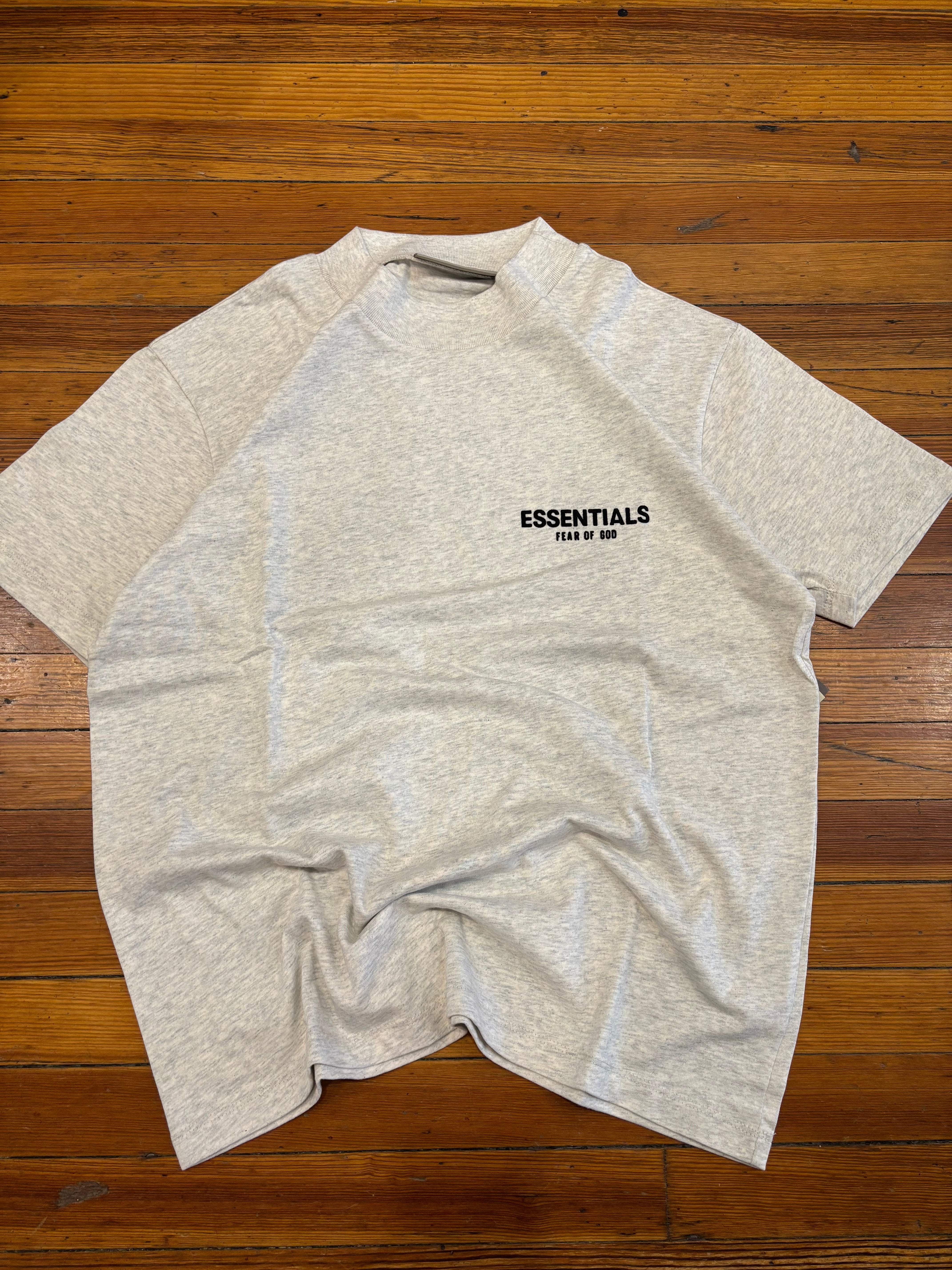 Essentials Tee “Light Oatmeal”