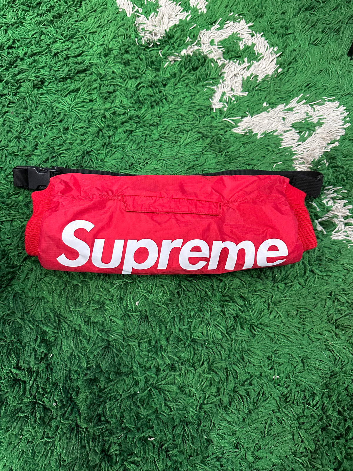 Supreme Handwarmer “Red”