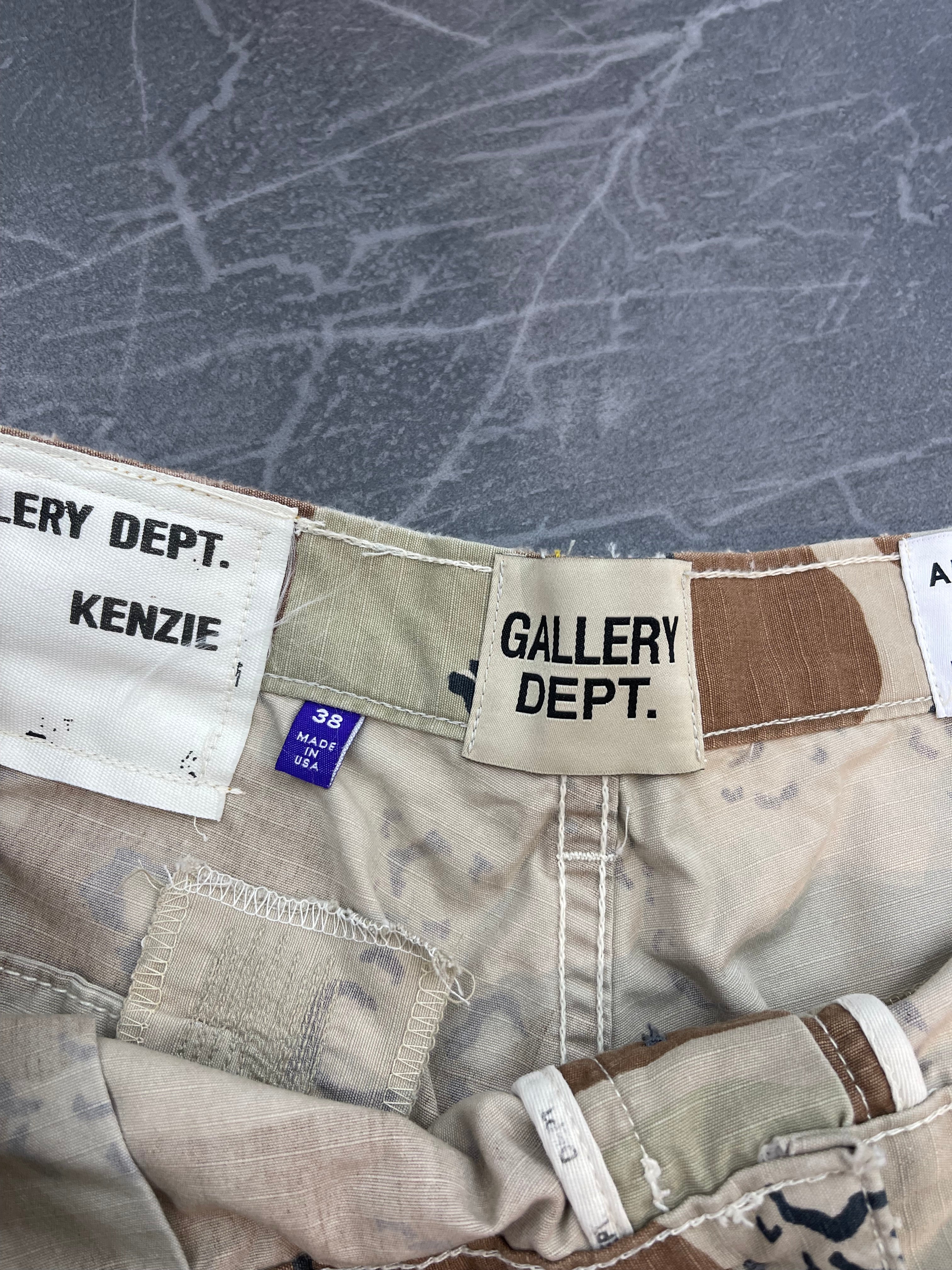 Gallery Dept G Patch Cargo Shorts Desert Camo (38)