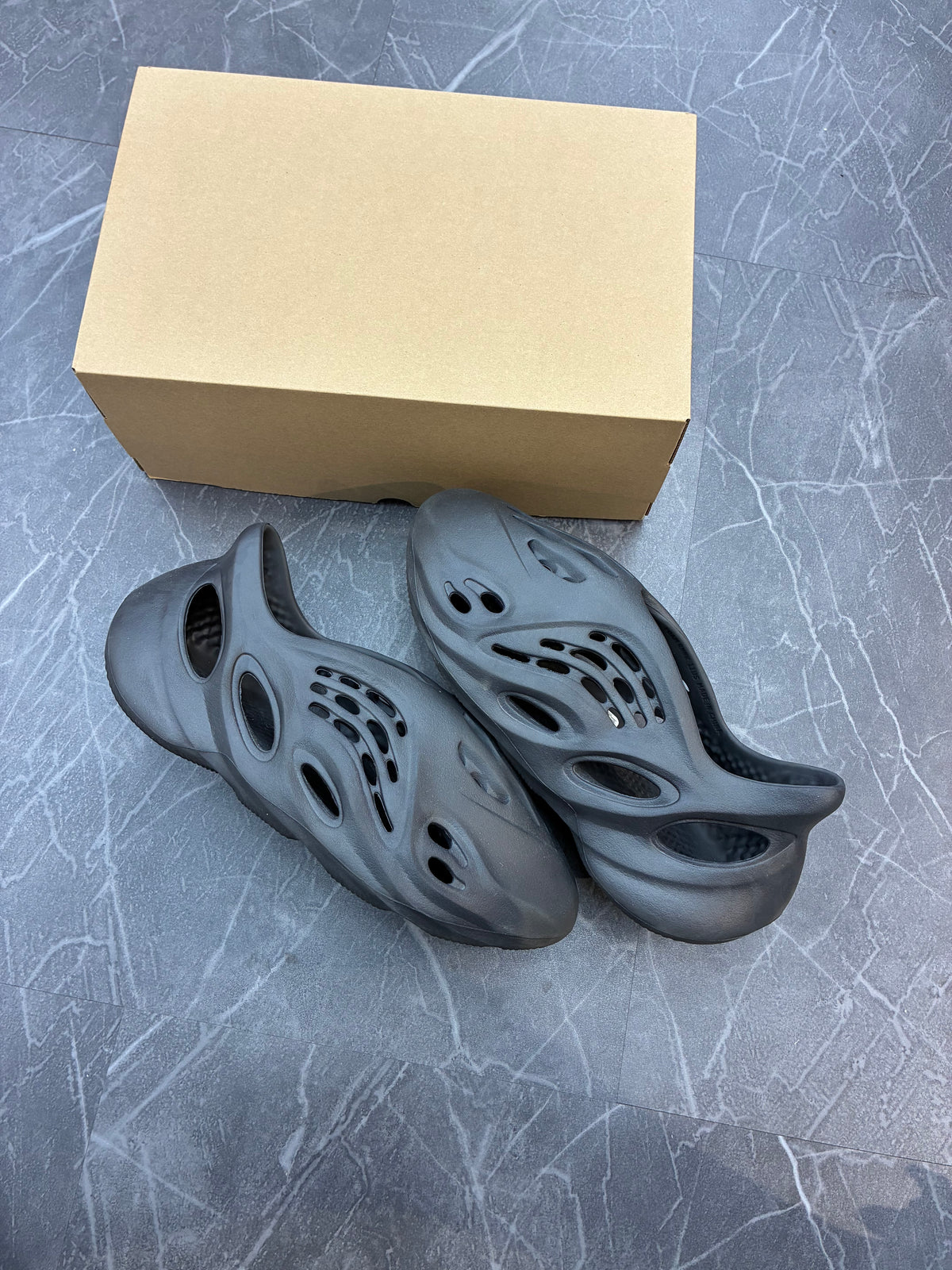 Yeezy Foam Runner “Onyx”