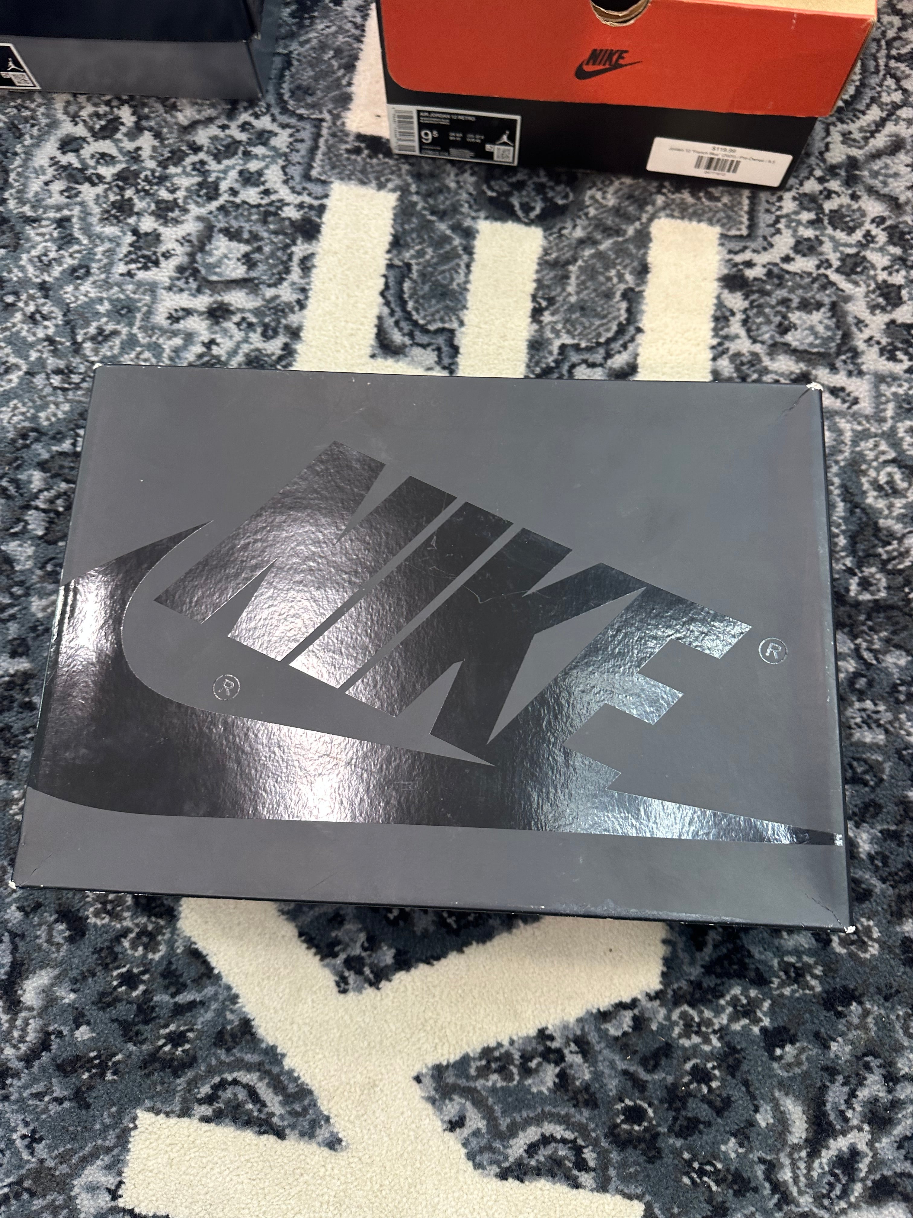 Jordan 1 Low Travis Scott “Phantom”