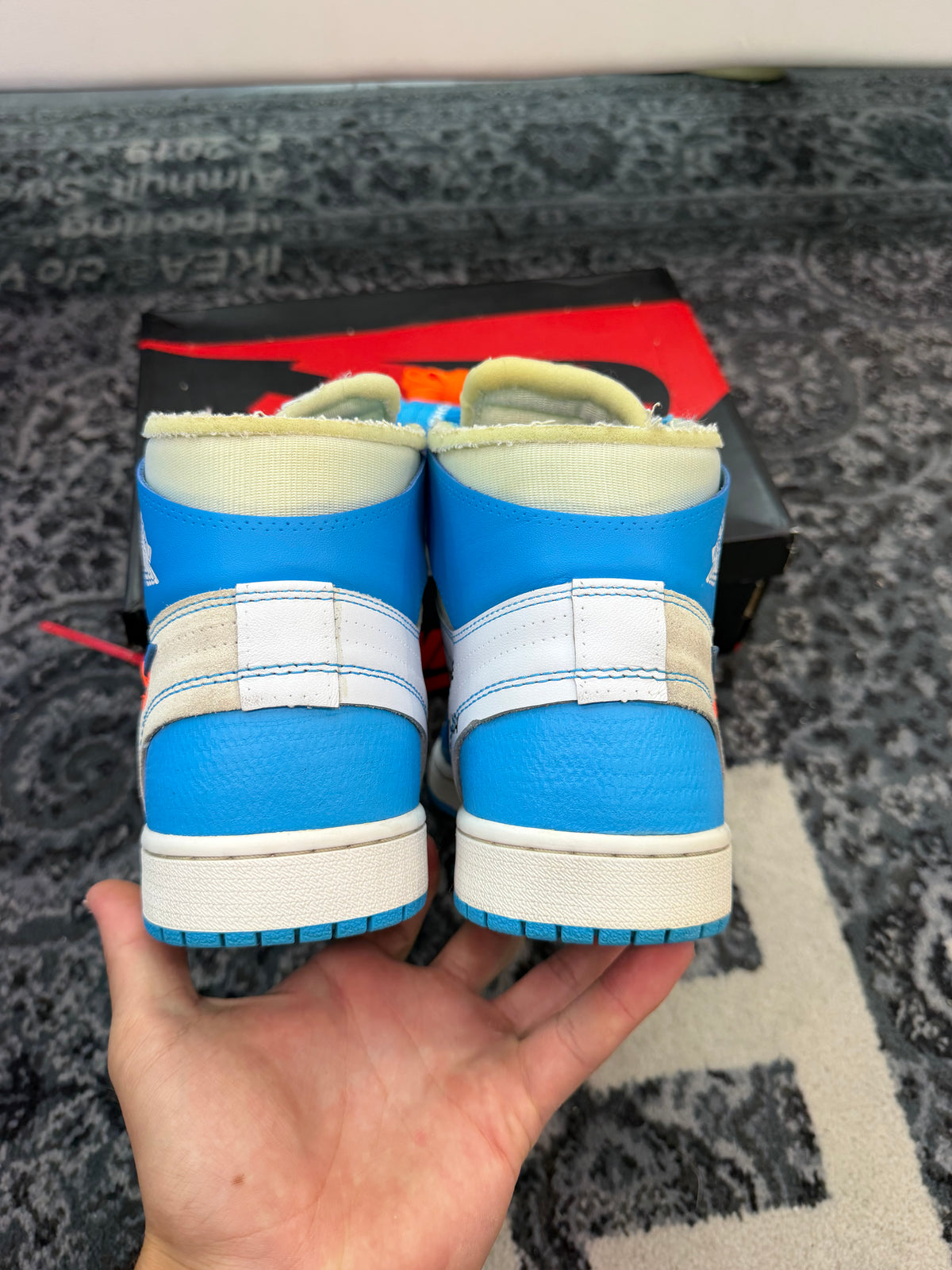 Jordan 1 High x Off White “University Blue”