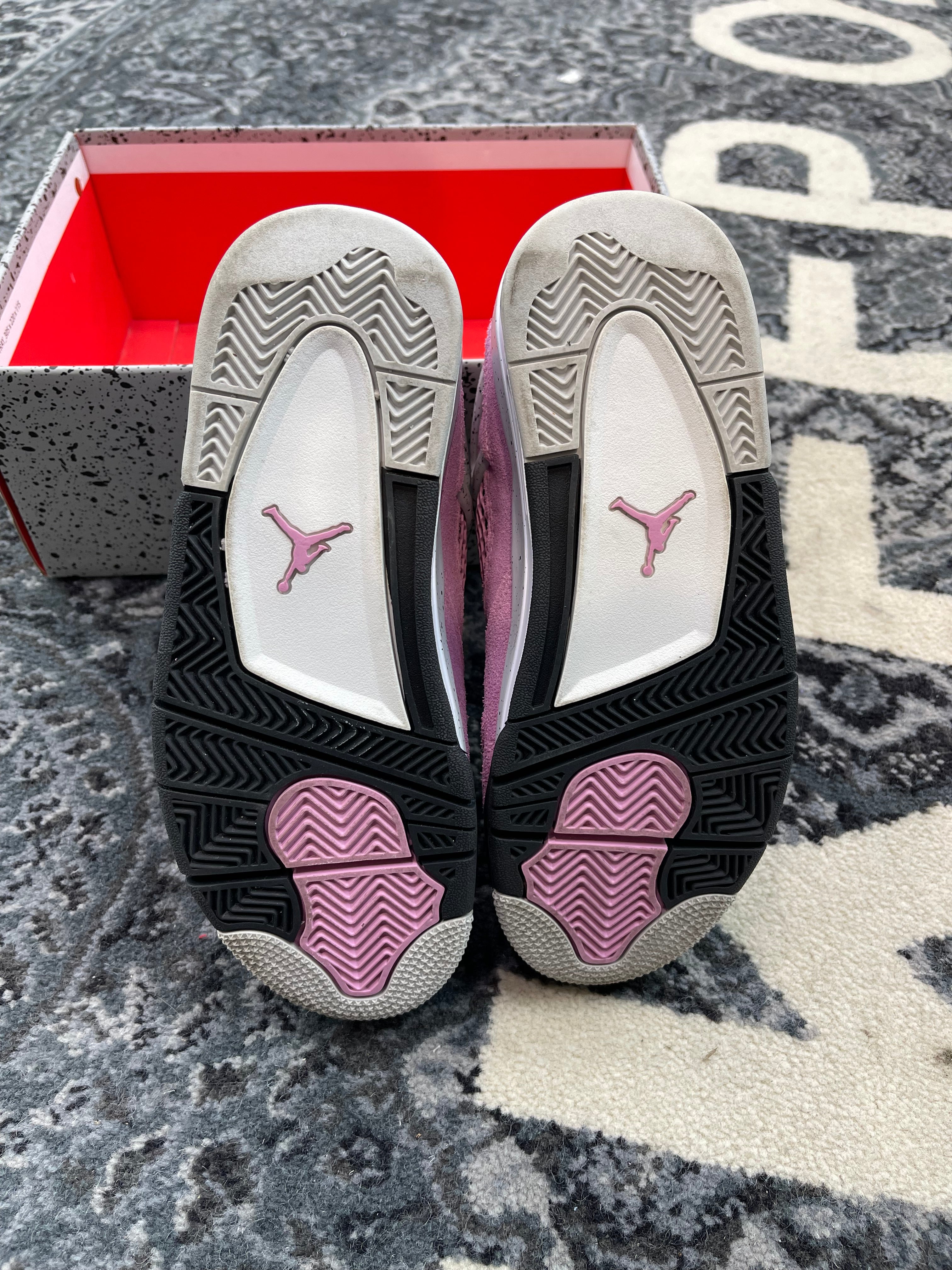 Jordan 4 “Orchid”