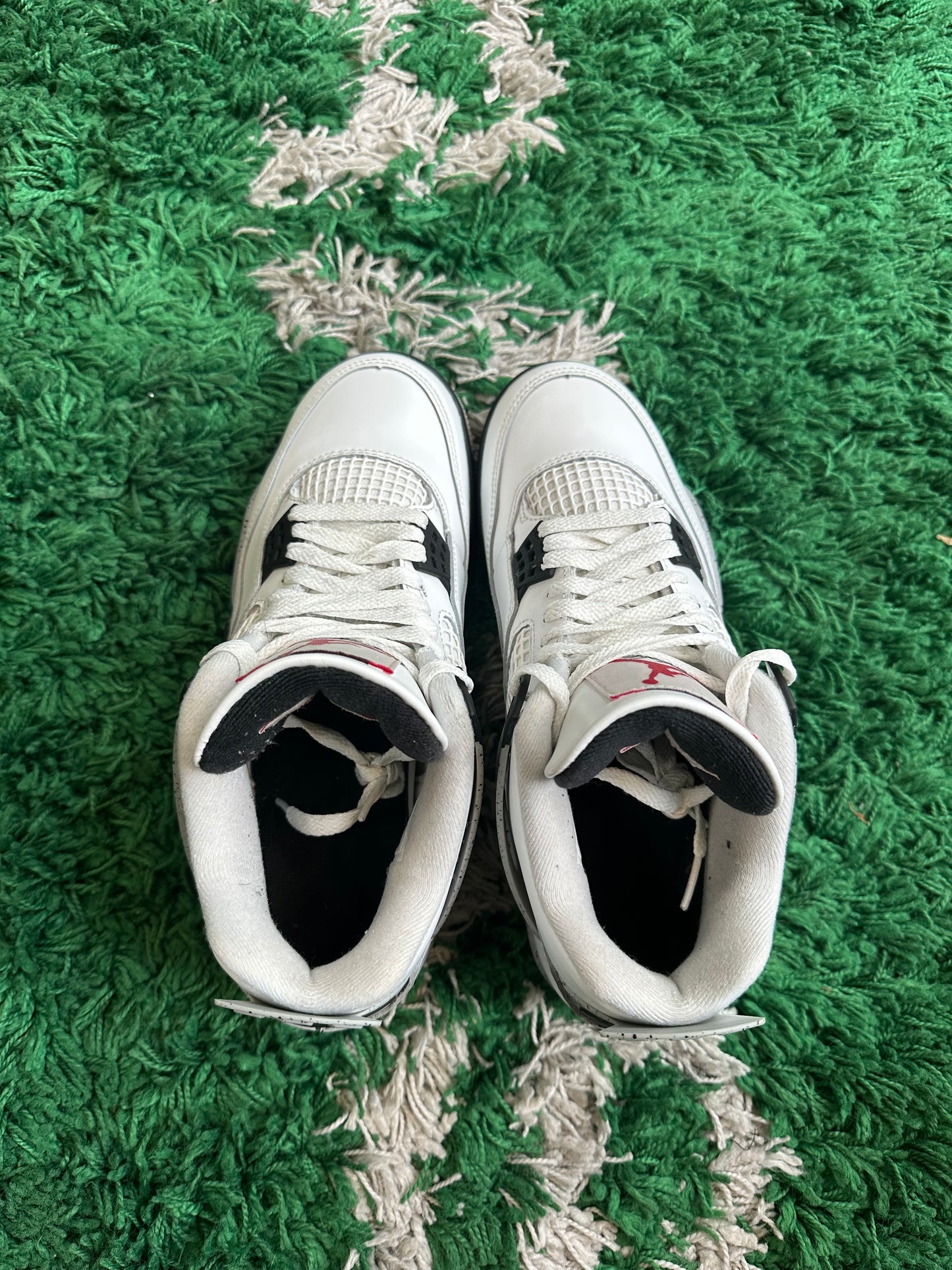 Jordan 4 “White Cement”
