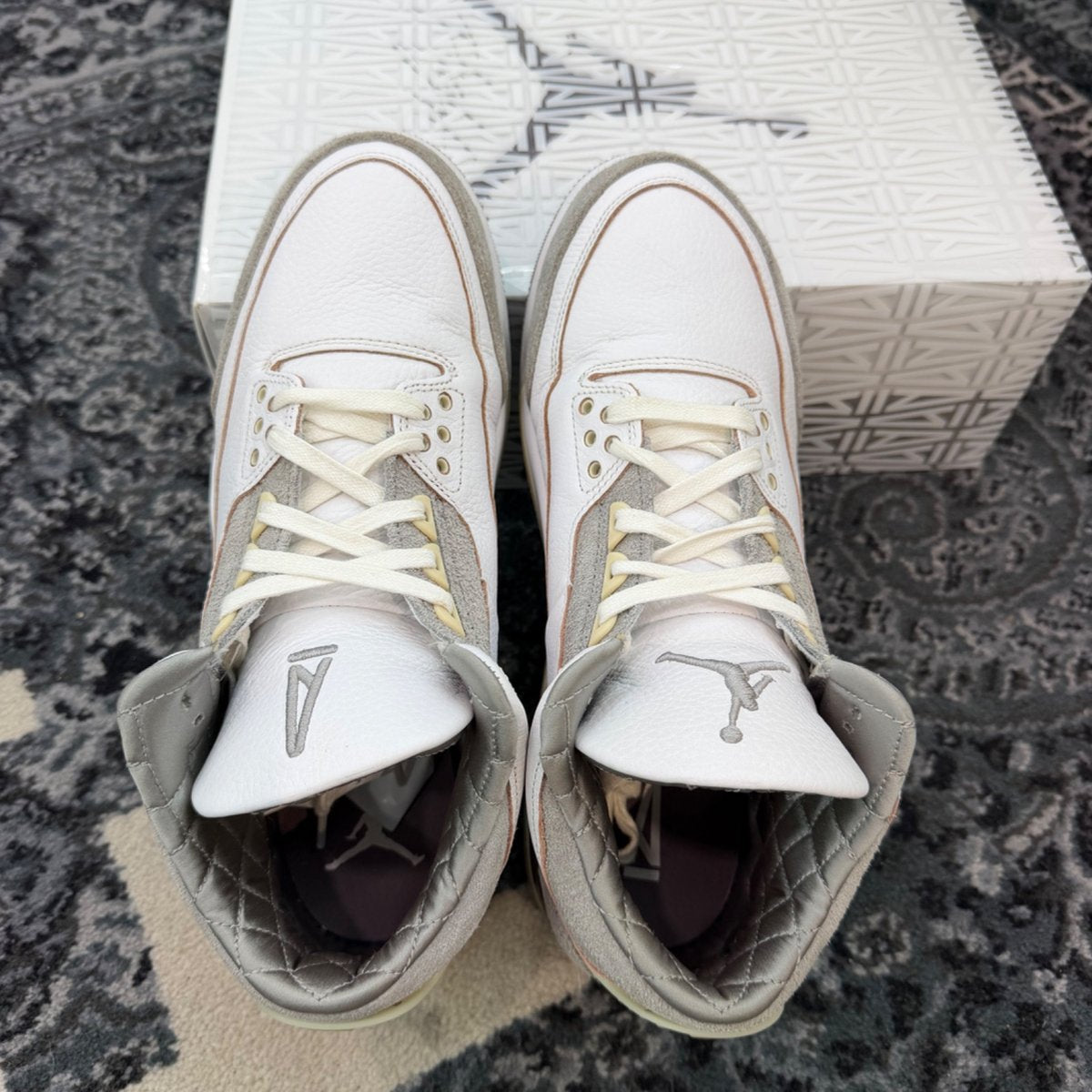 Jordan 3 Retro SP A Ma Maniére (Women's) - Image 3