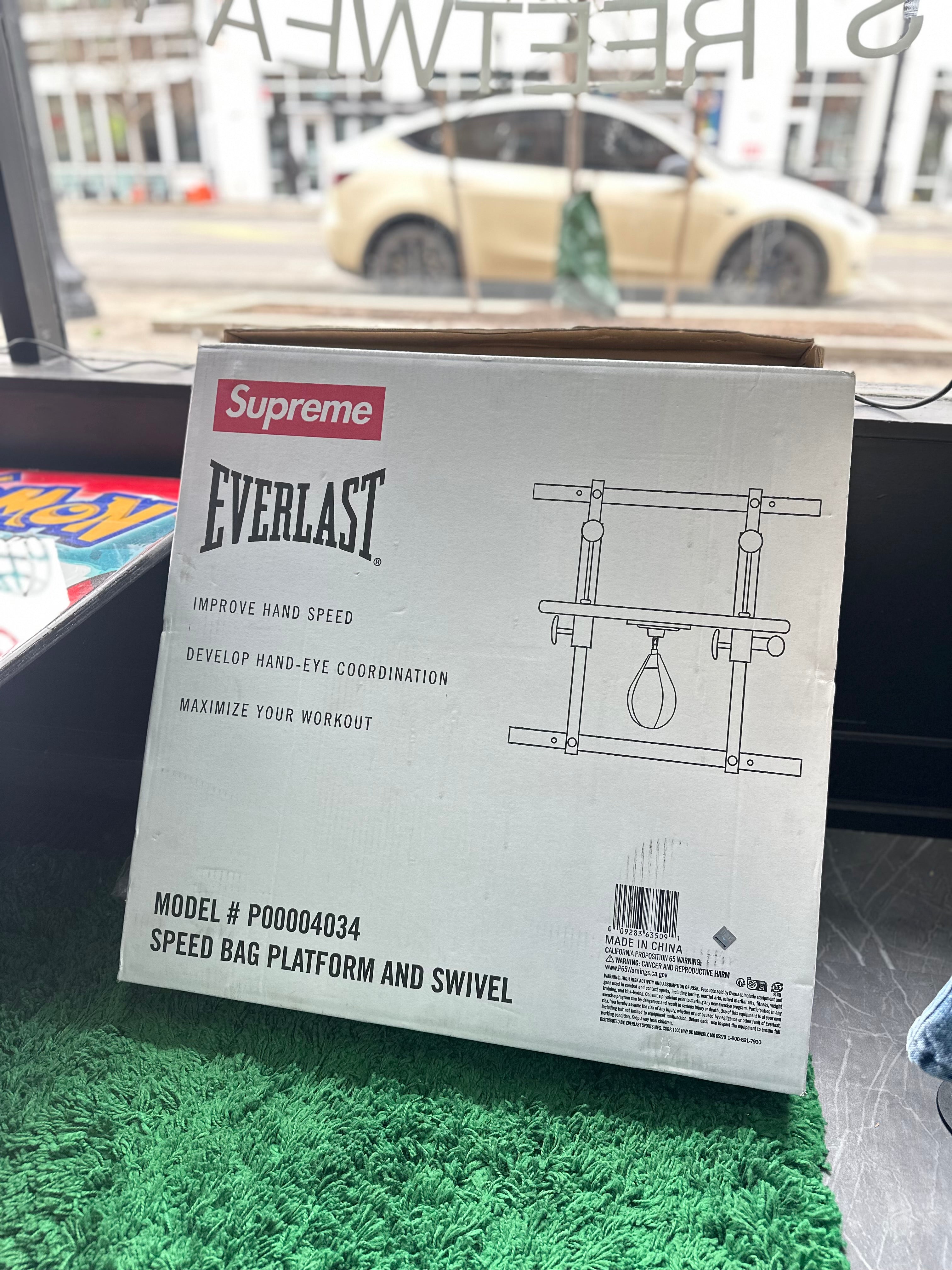 Supreme Everlast Speed Bag