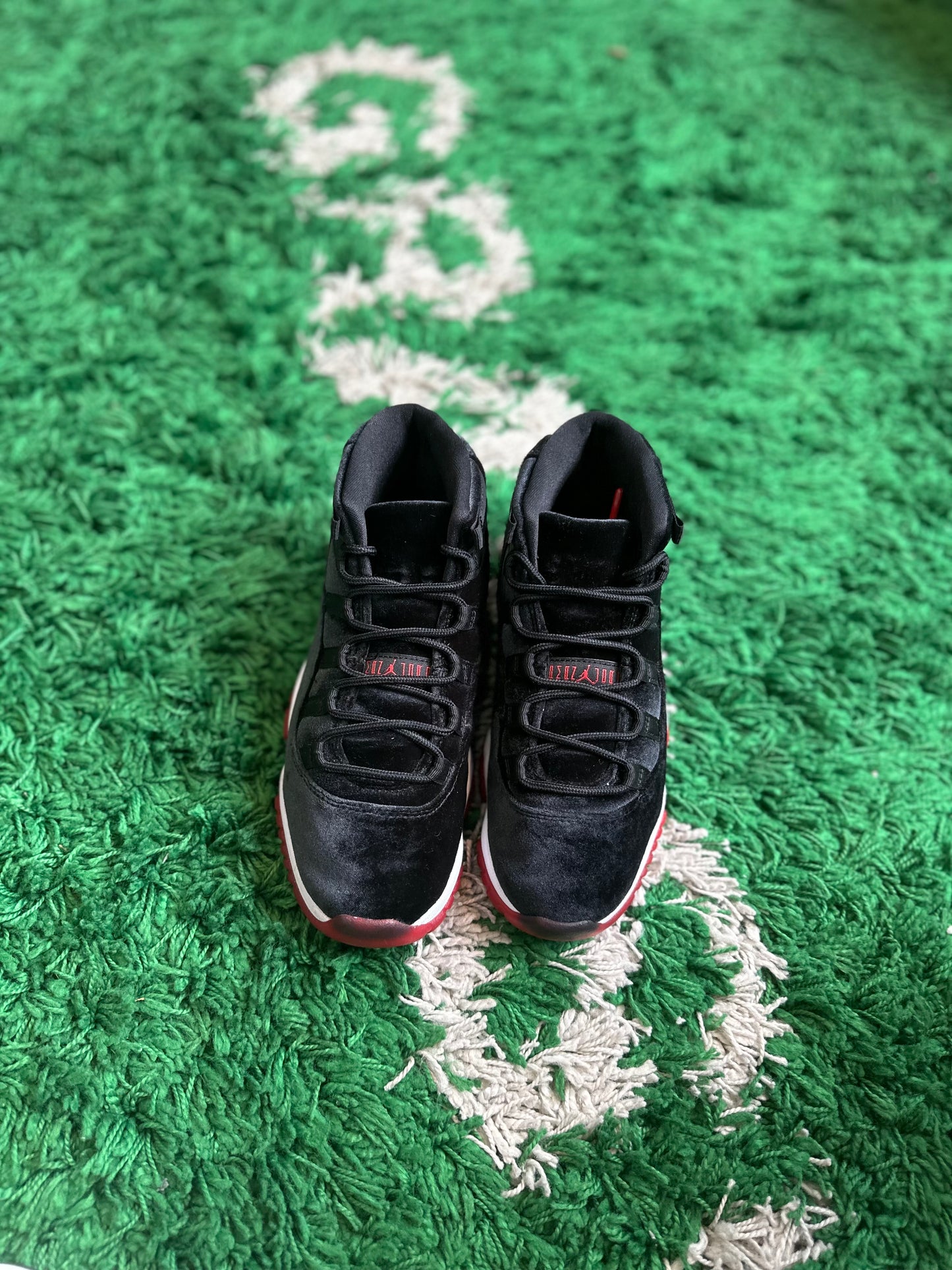 Jordan 11 “Bred Velvet”