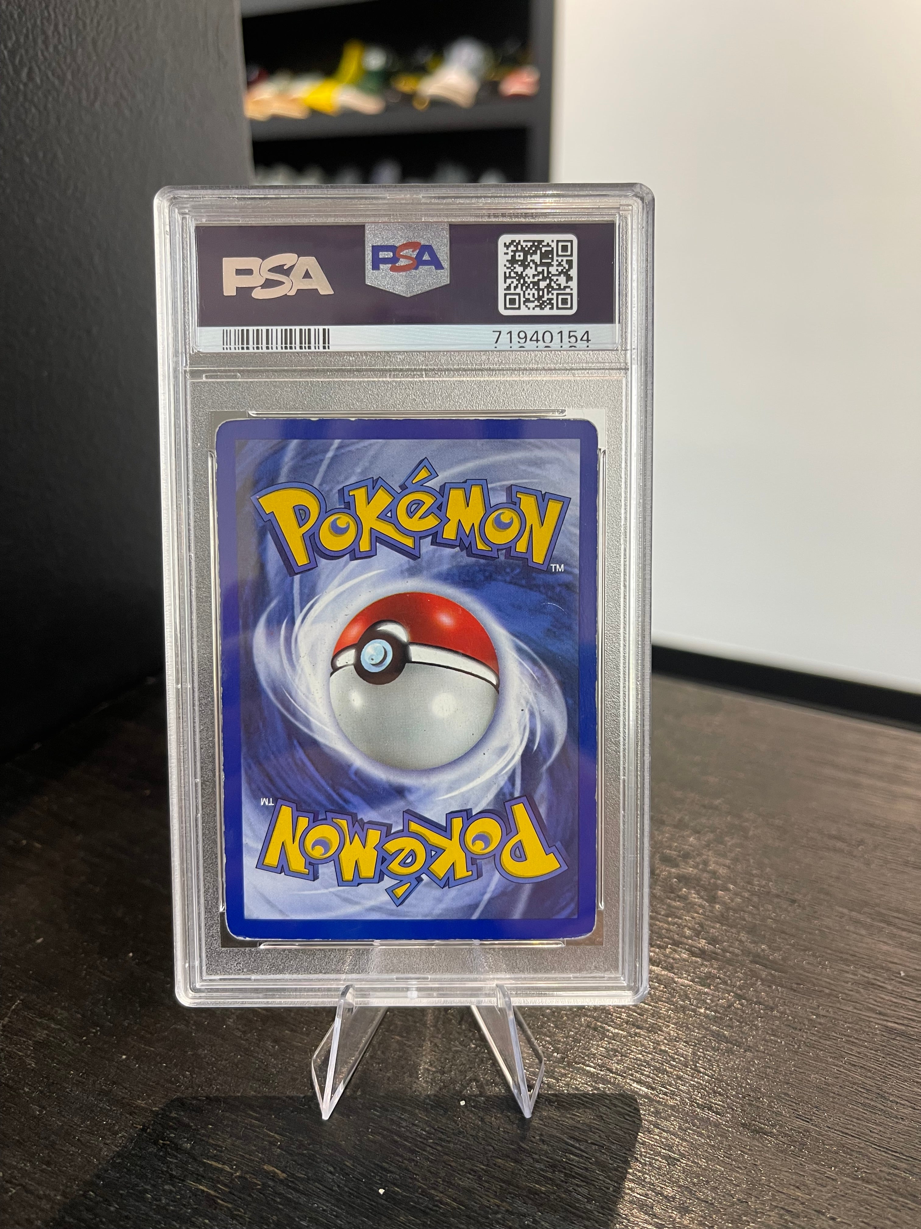 Hitmonchan First Edition (PSA 4)