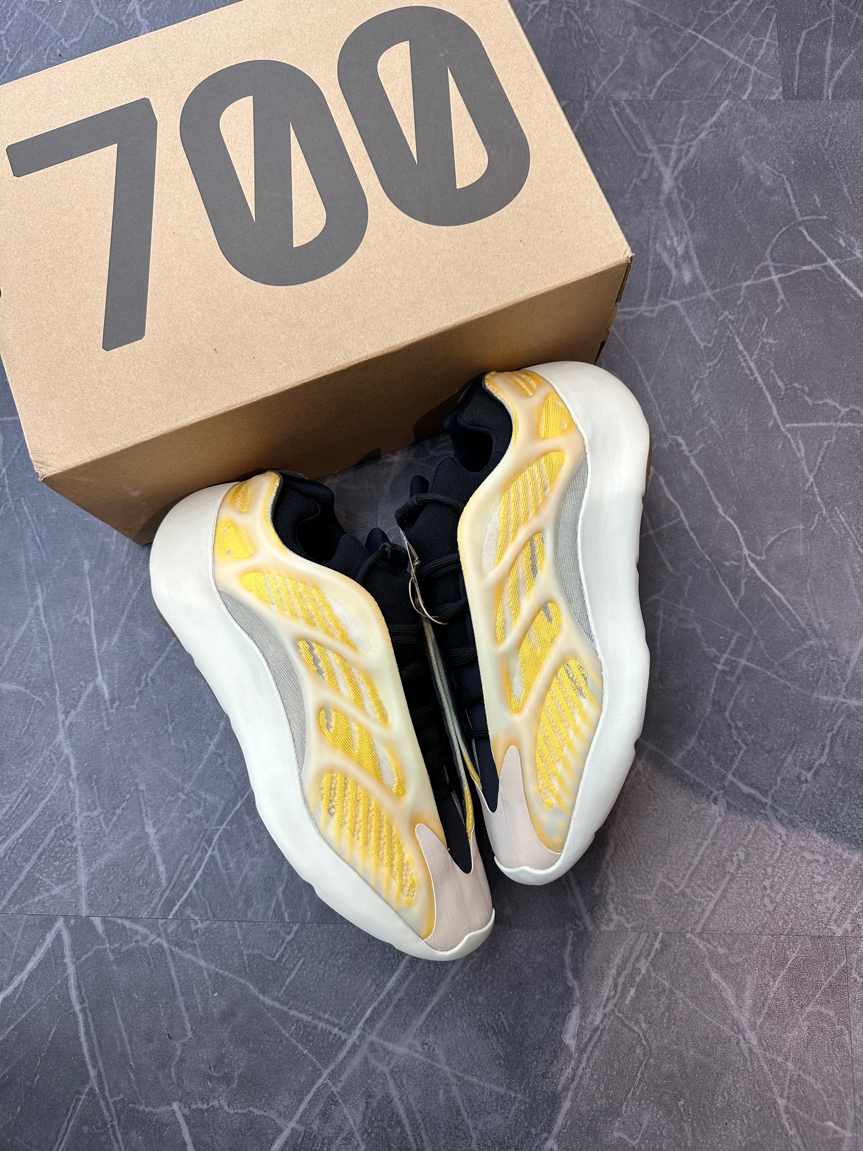 Yeezy 700 V3 “Mono Flower”