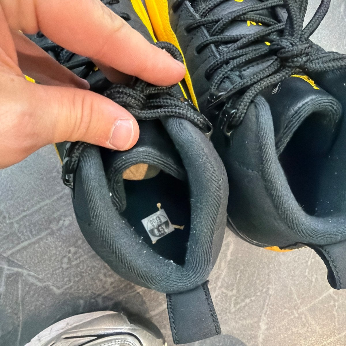 Jordan 12 Retro Black University Gold (GS) - Image 4