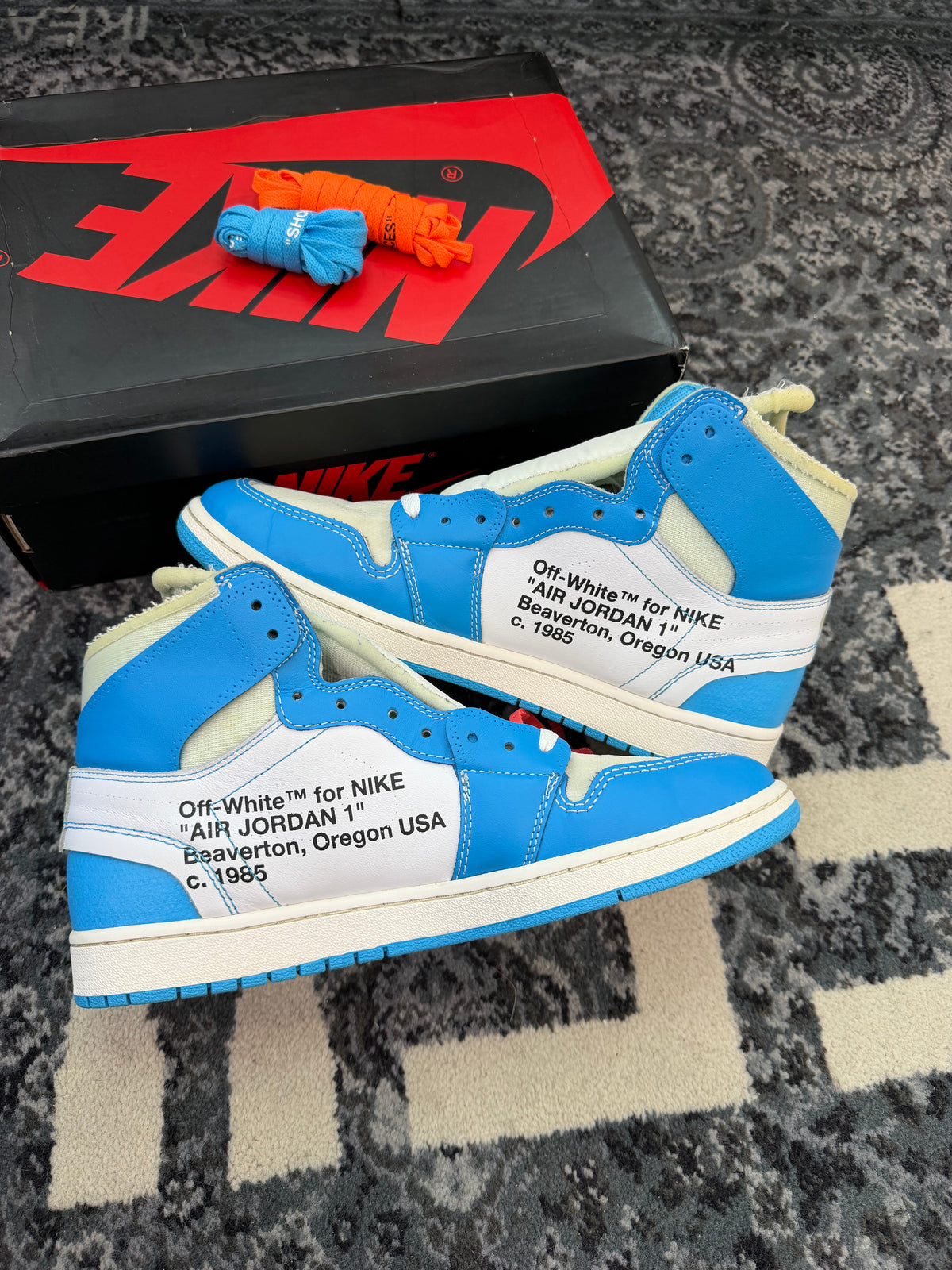 Jordan 1 High x Off White “University Blue”