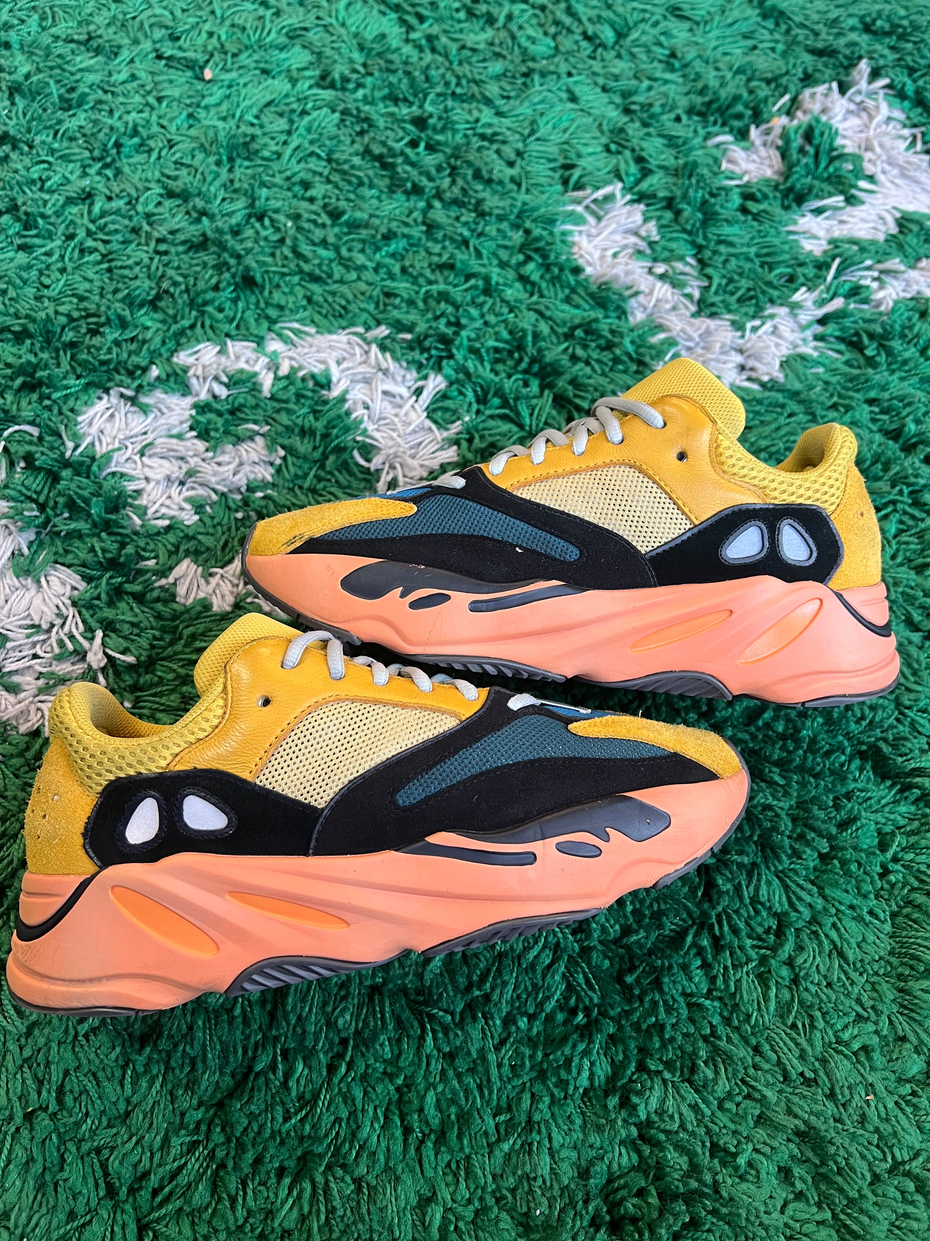 Yeezy 700 “Sun”
