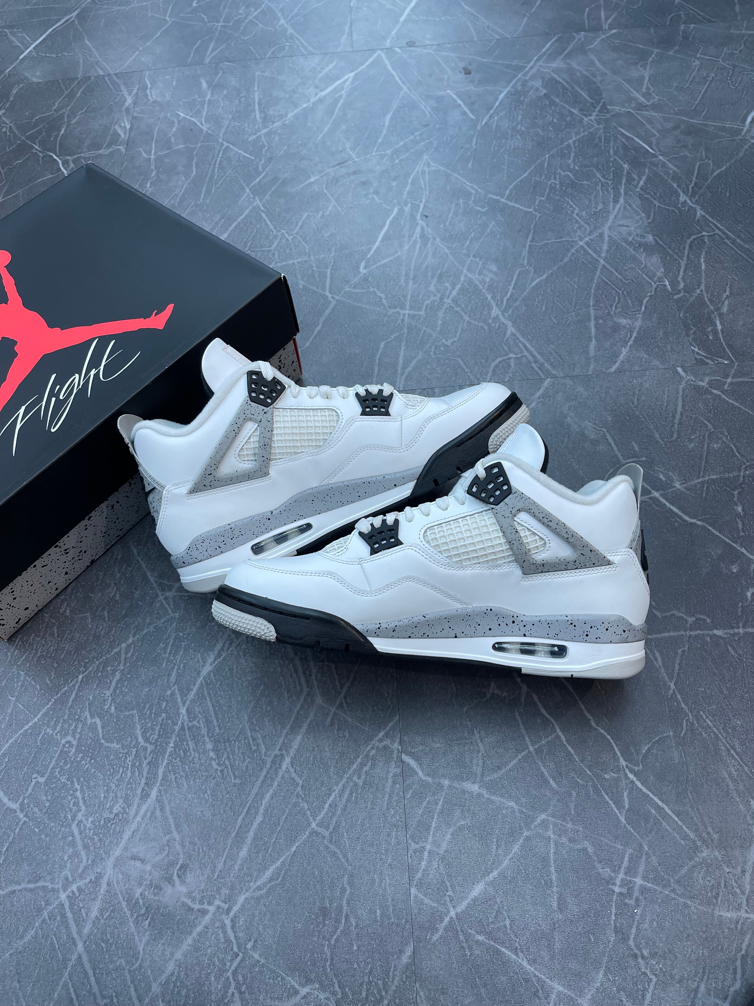 Jordan 4 “White Cement”