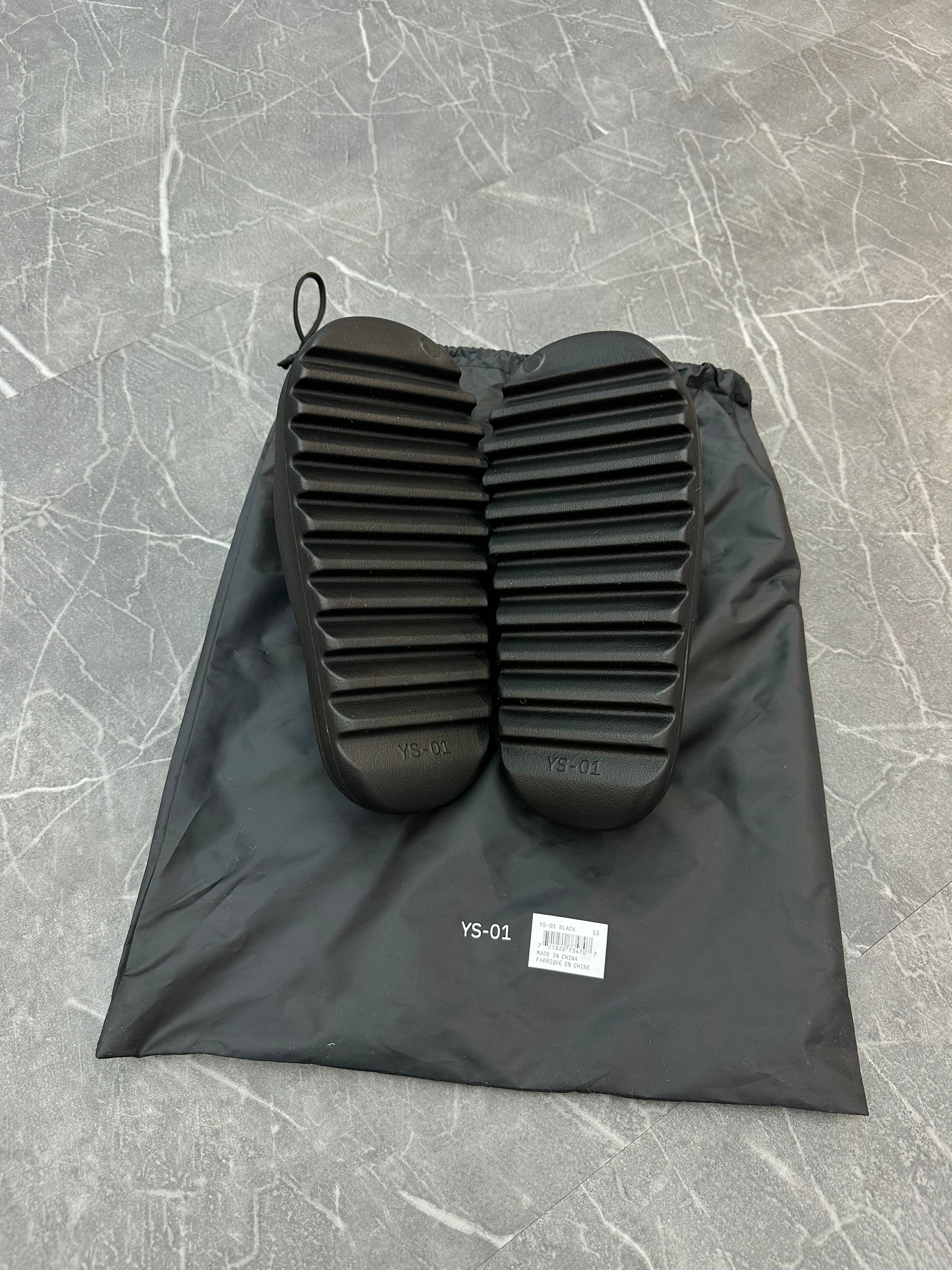 Yeezy Slide “Black” YS-01