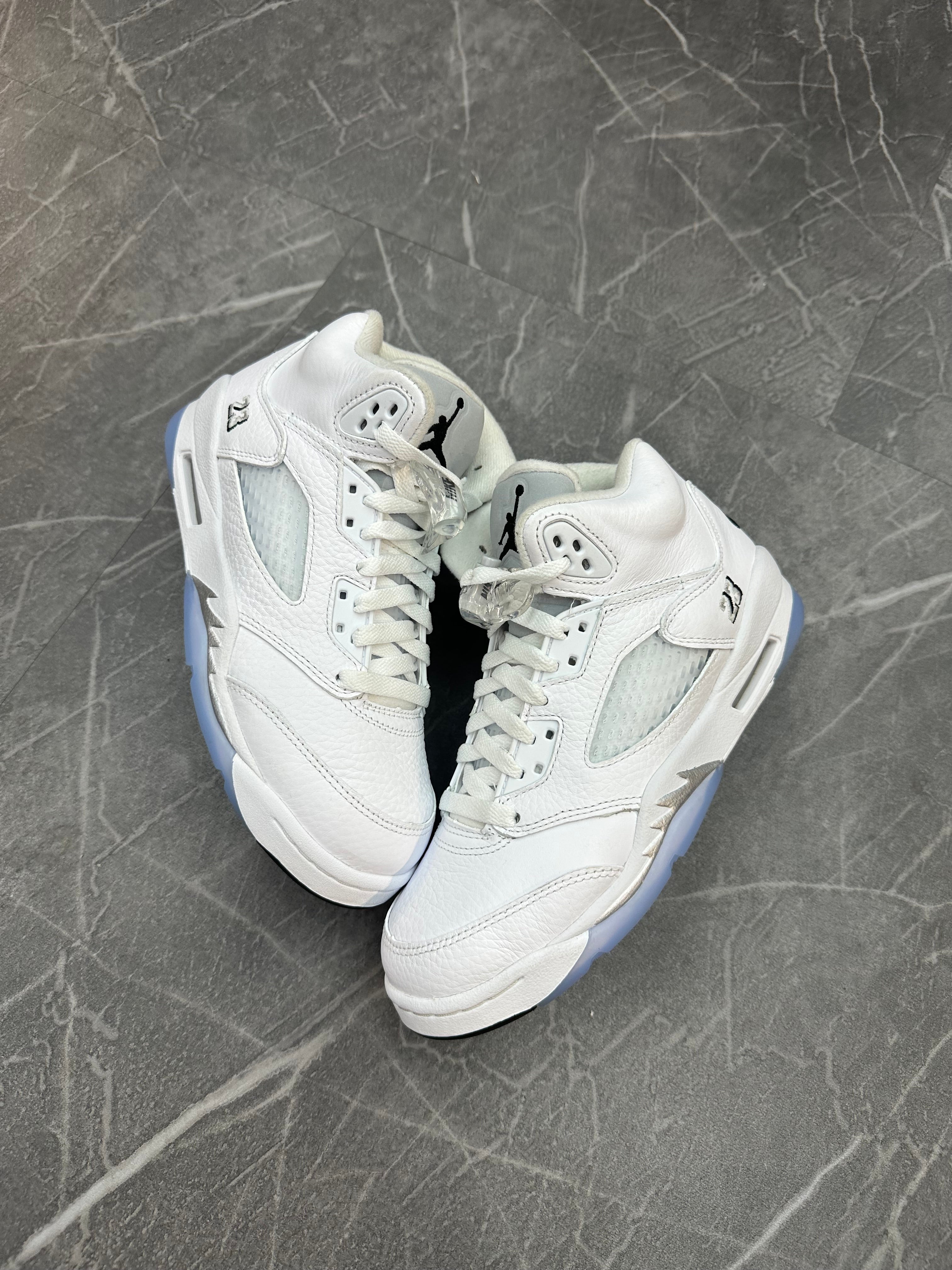 Jordan 5 “White Metallic” (2026)