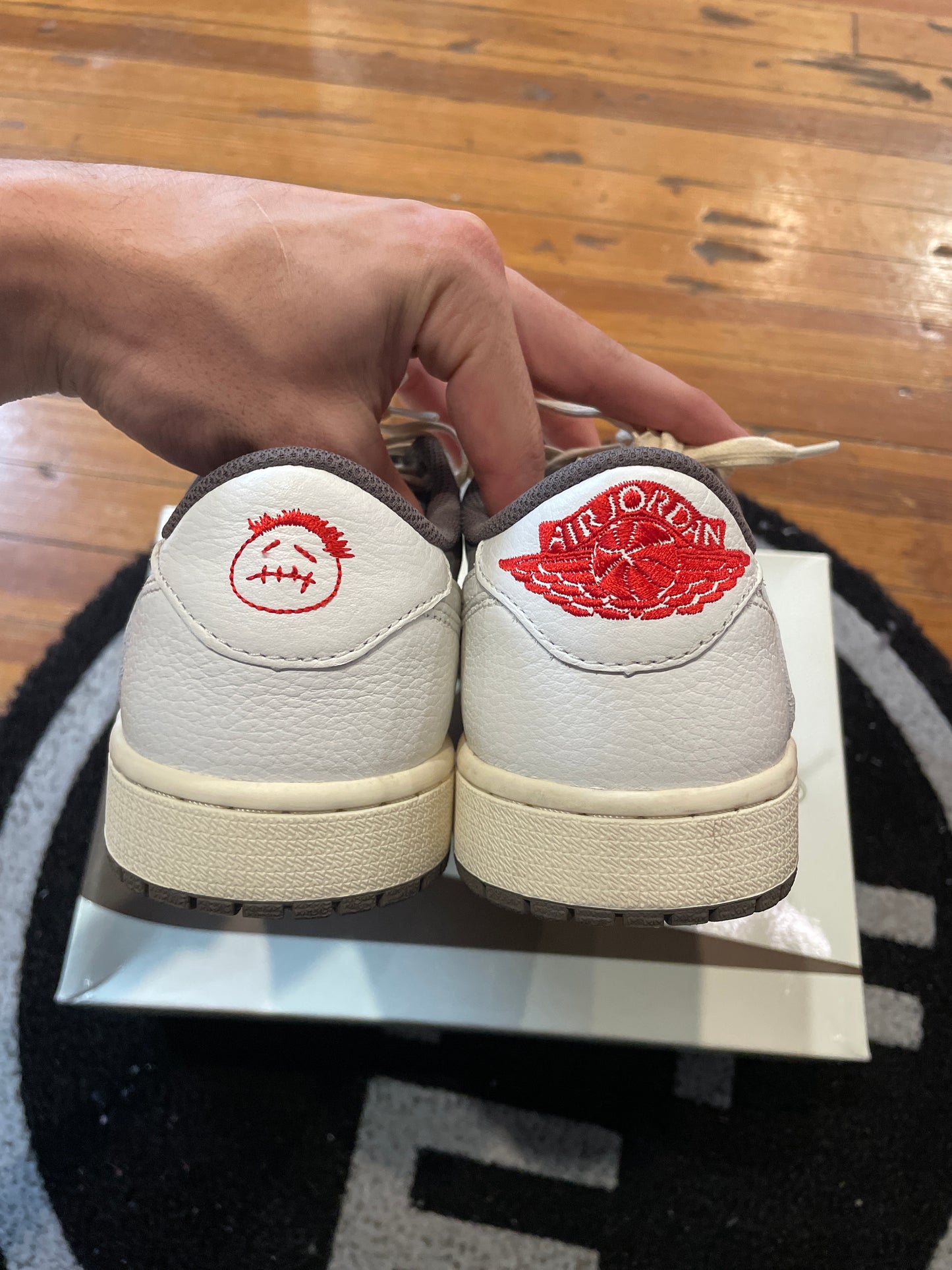 Jordan 1 Travis Scott Low “Reverse Mocha”