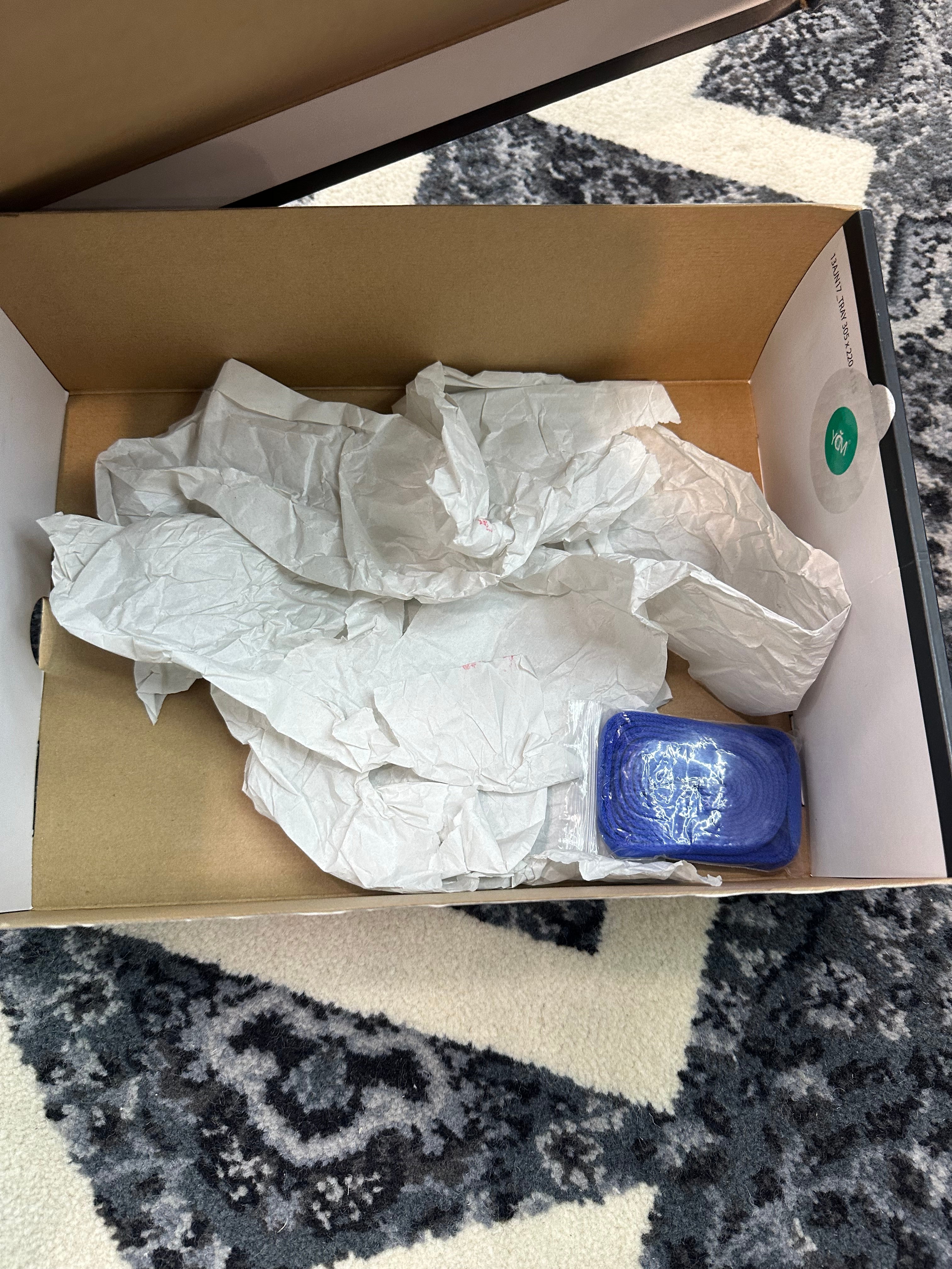 Jordan 1 High “Hyper Royal”