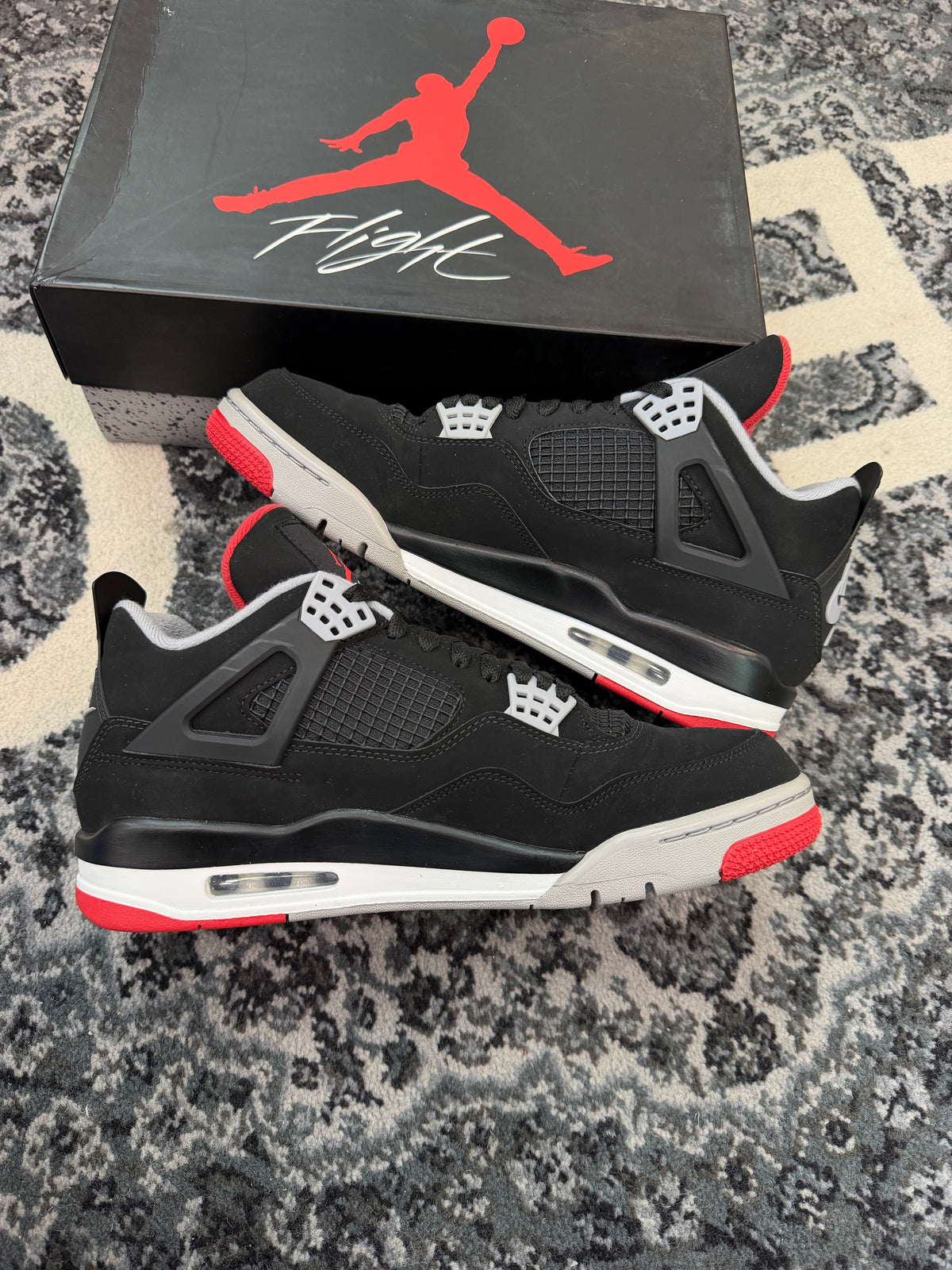 Jordan 4 2019 “Bred”