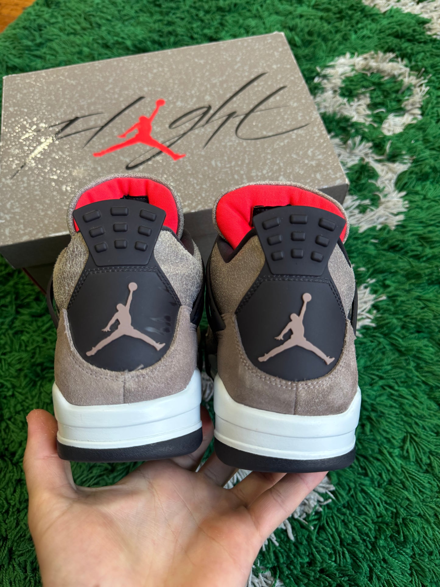Jordan 4 “Taupe Haze”