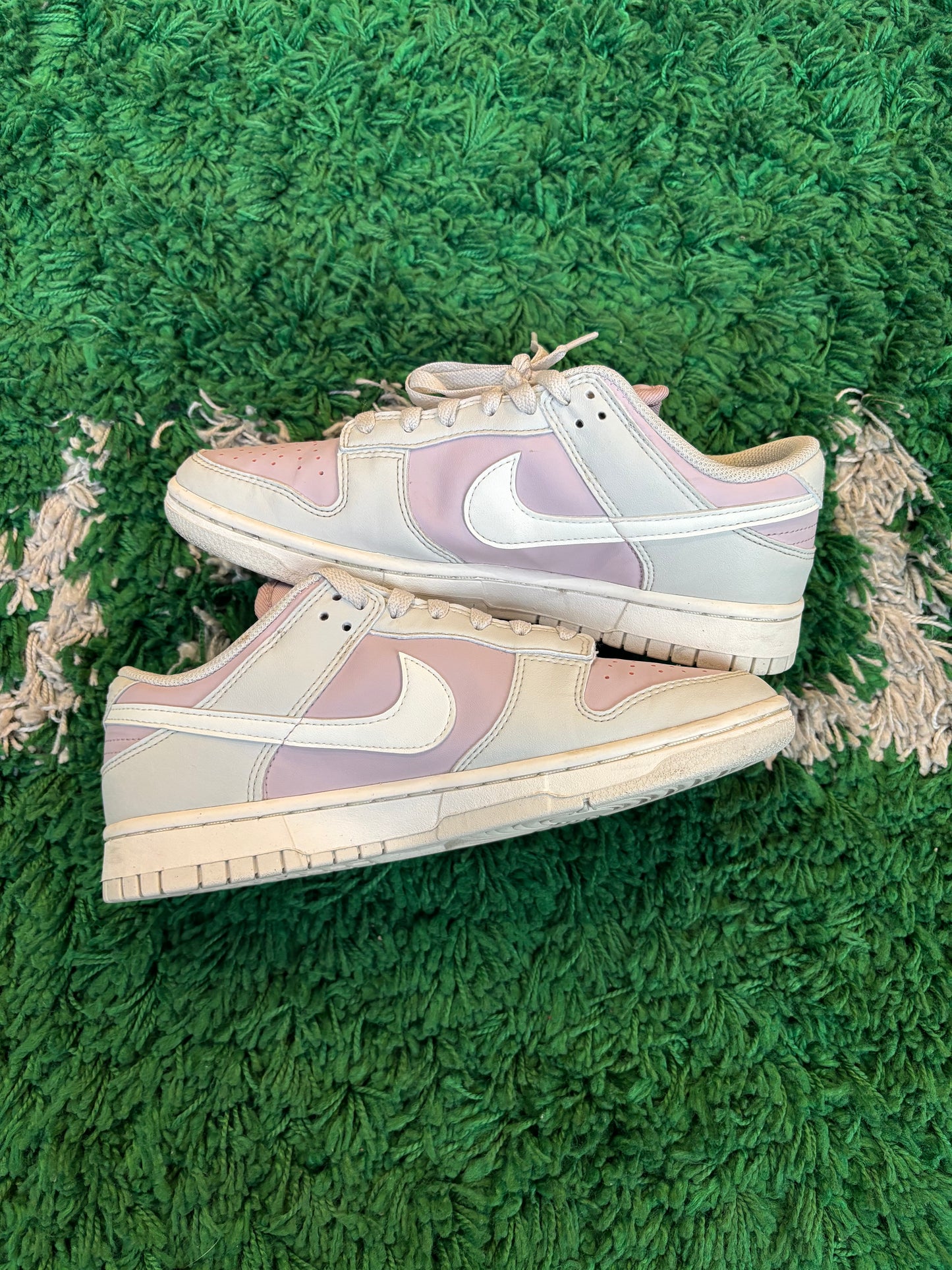 Nike Dunk Low “Platinum Violet”