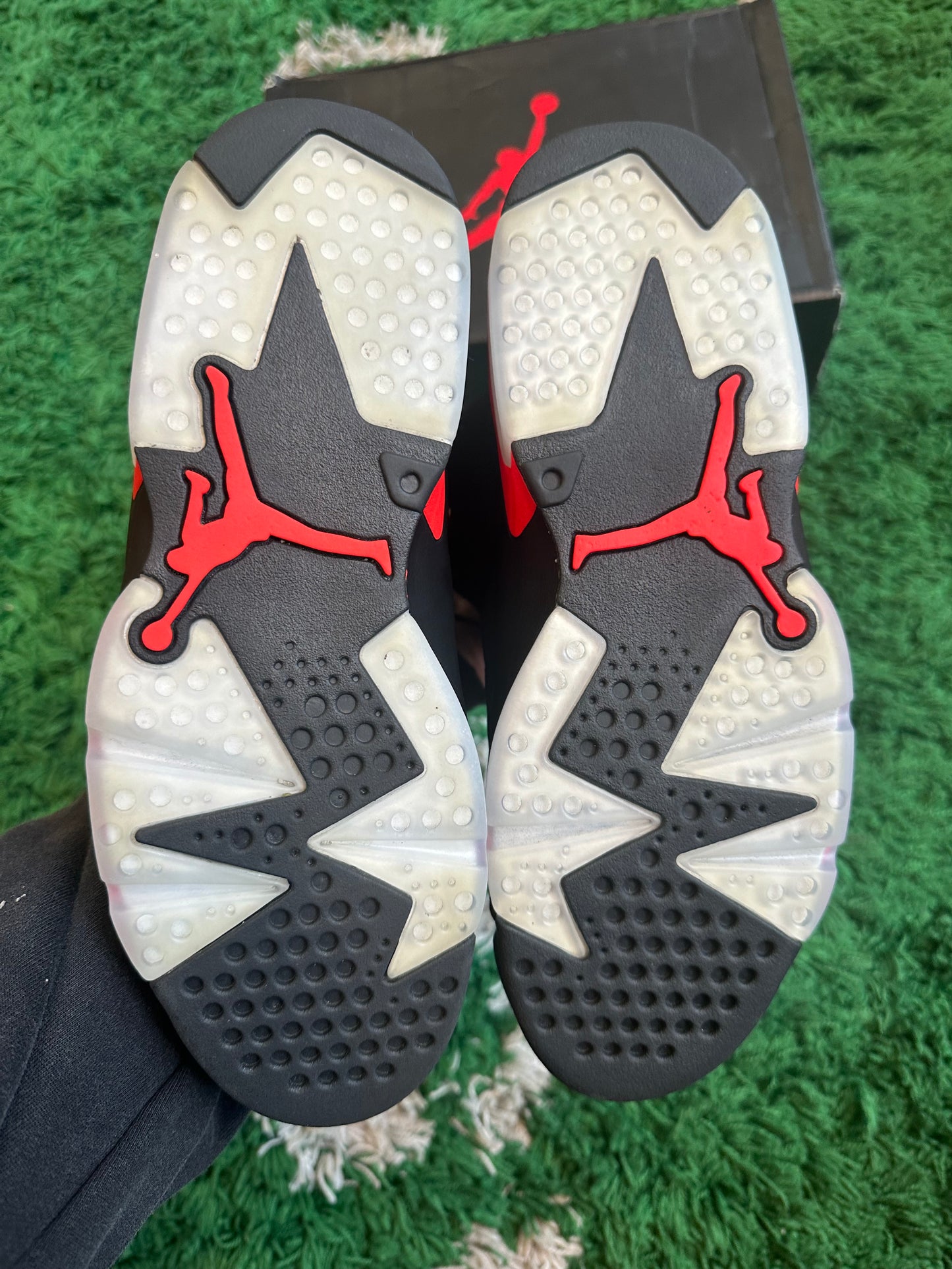 Jordan 6 “Infrared”