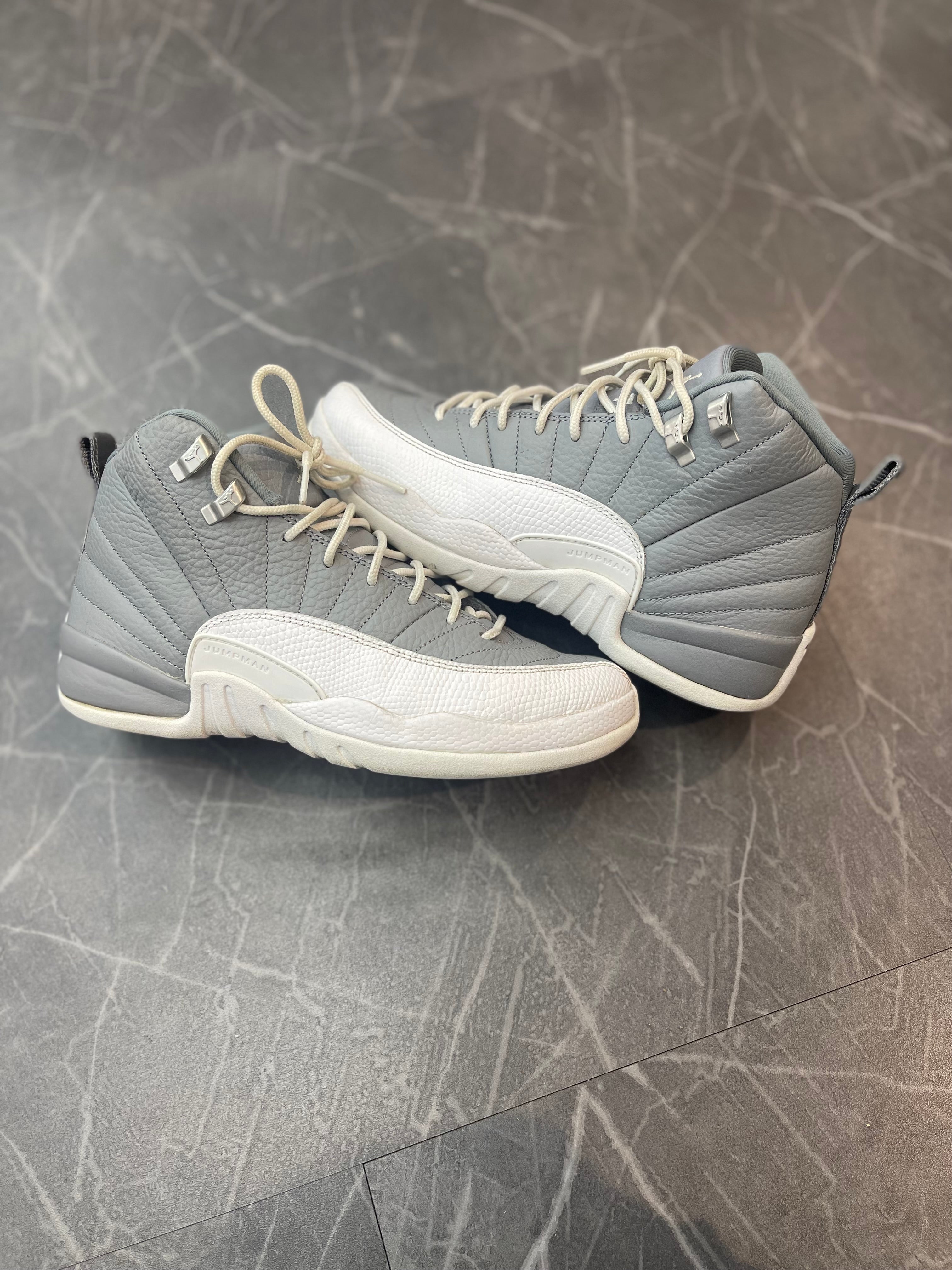 Jordan 12 “Stealth”