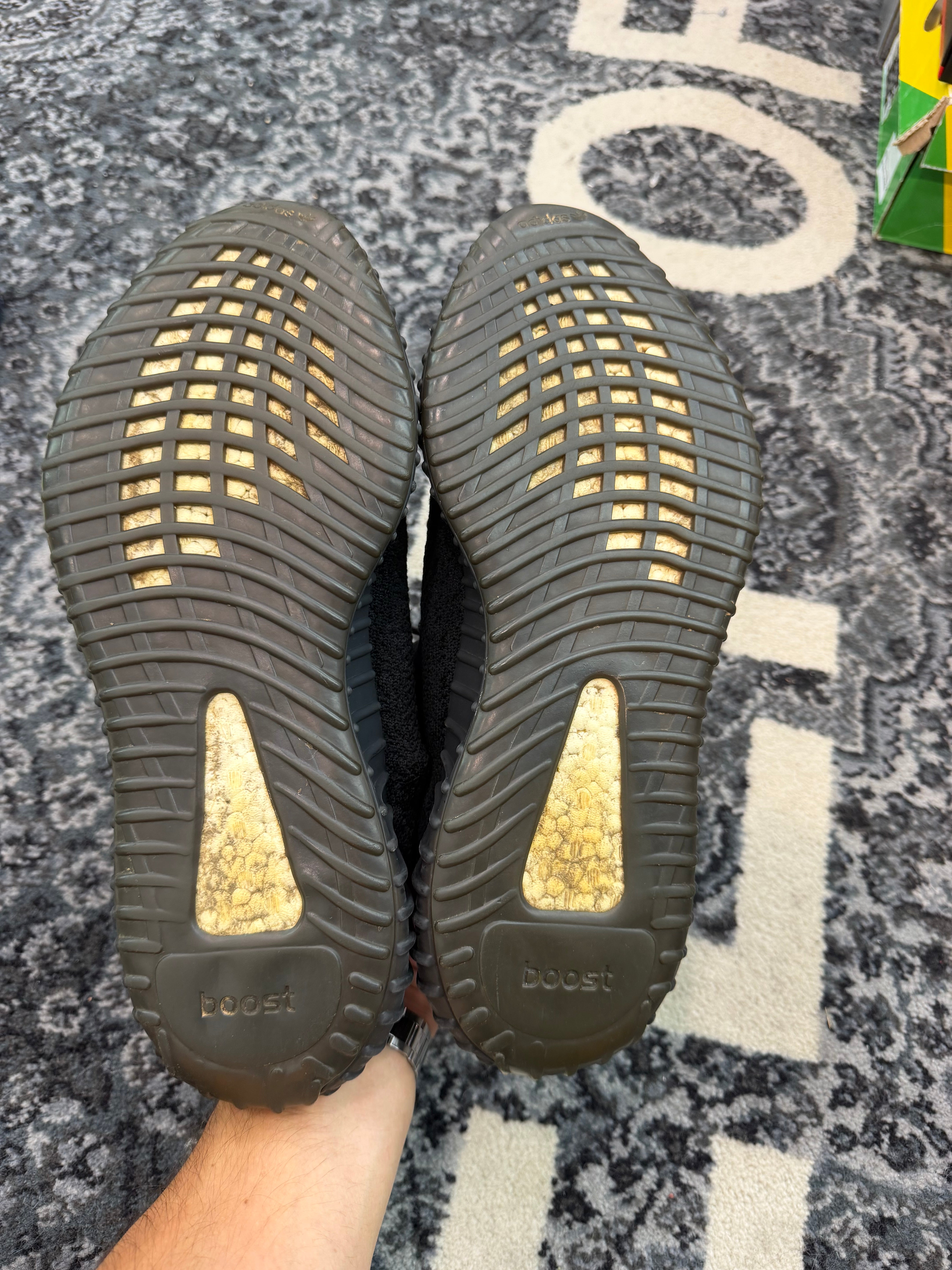 Yeezy 350 “Bred”