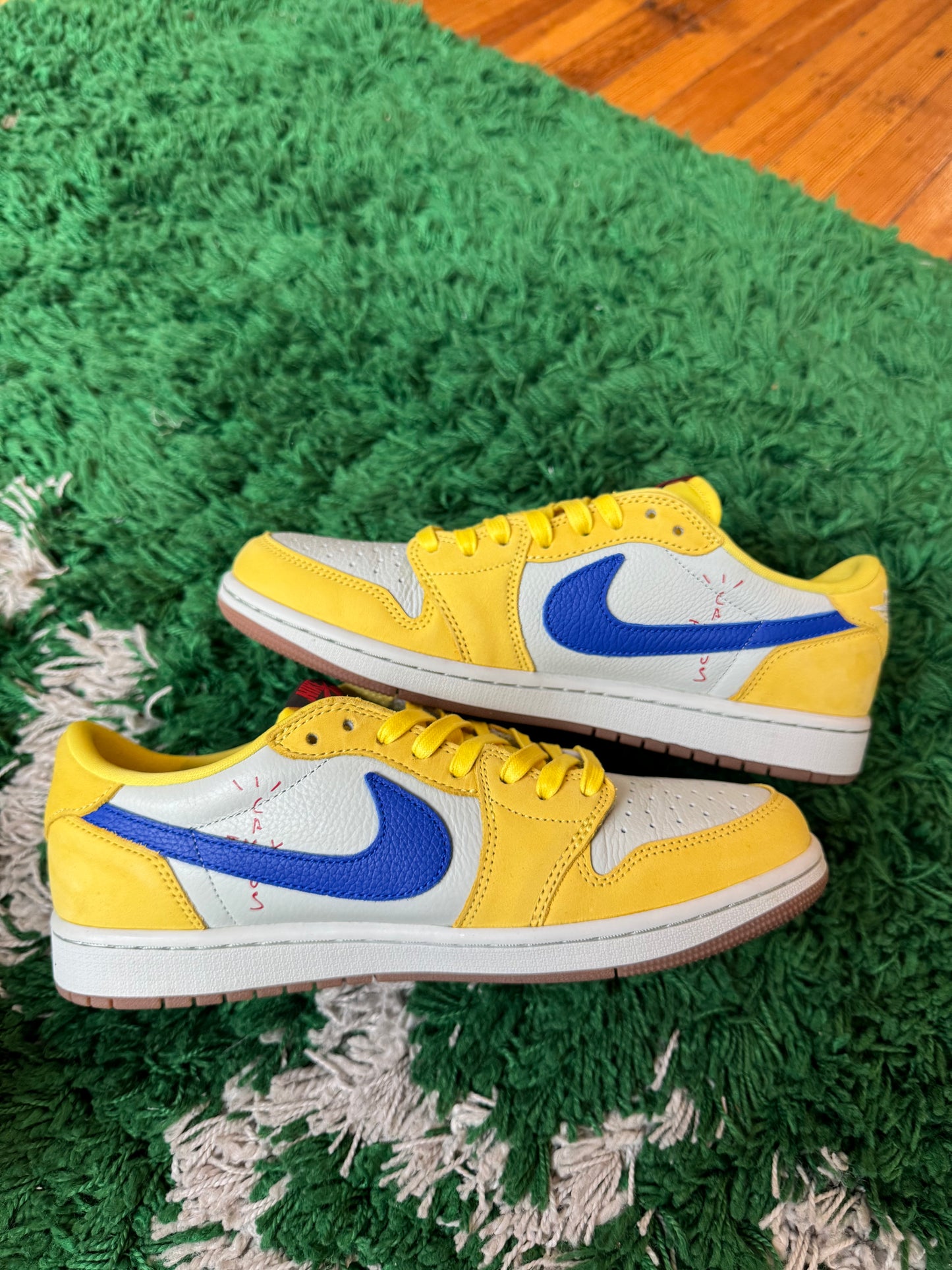 Jordan 1 Low x Travis Scott “Canary Yellow”