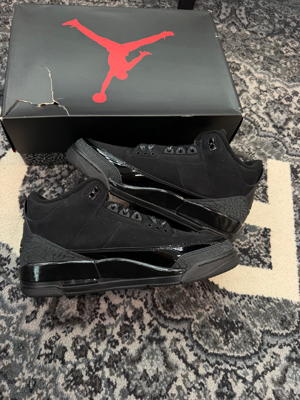 Jordan 3 “Black Cat”