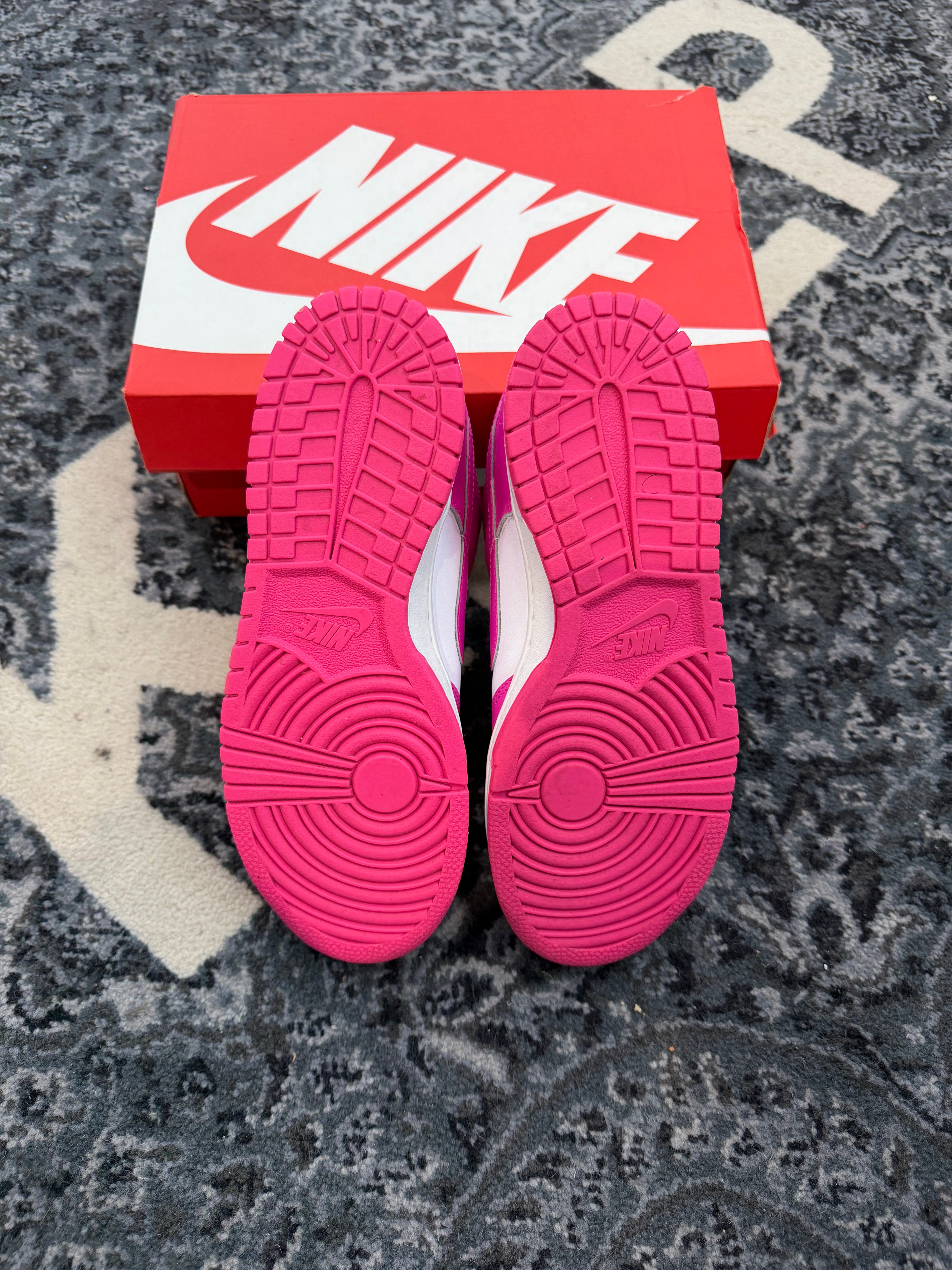 Nike Dunk Low “Laser Fuchsia”