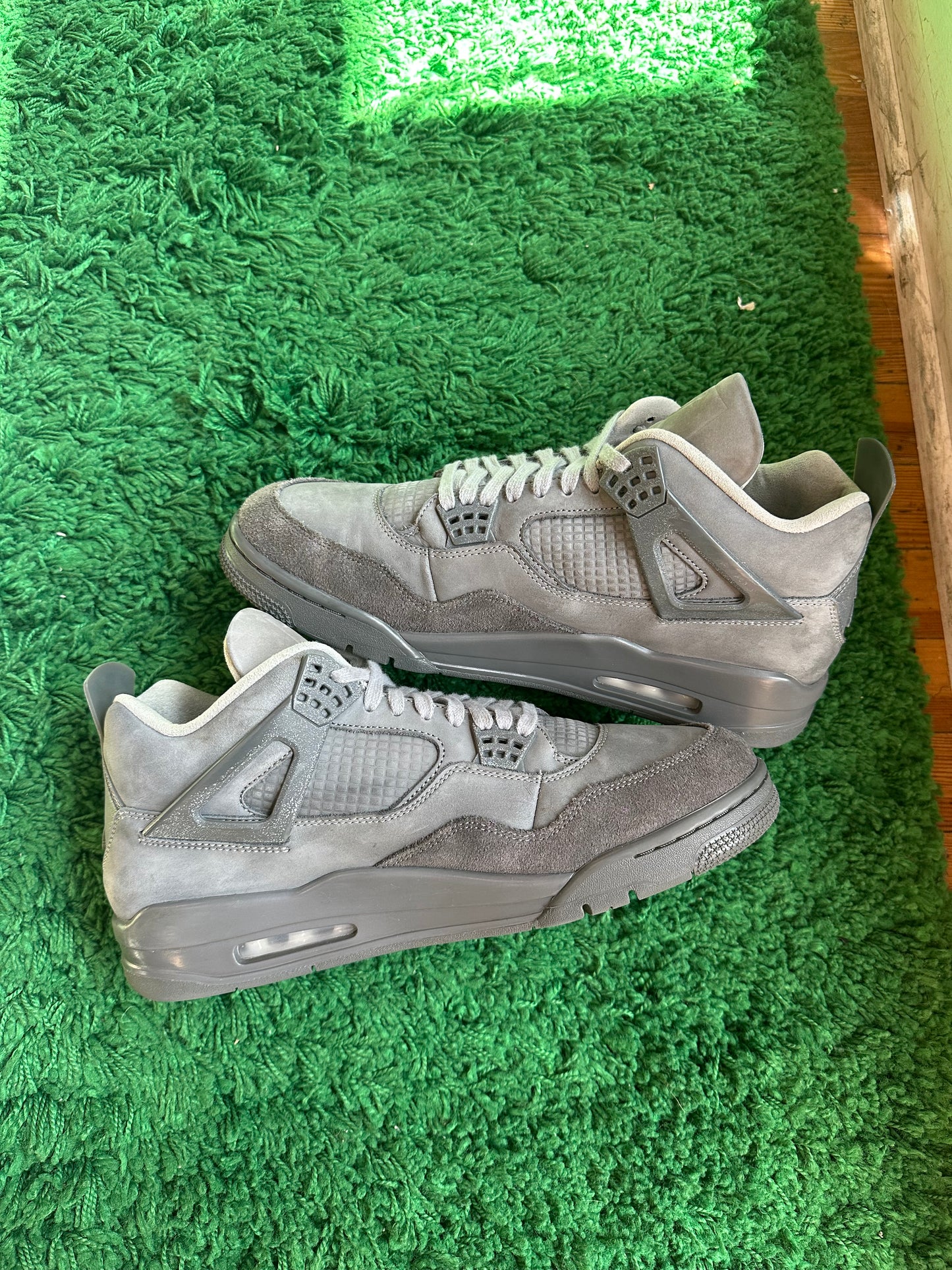Jordan 4 “Wet Cement”