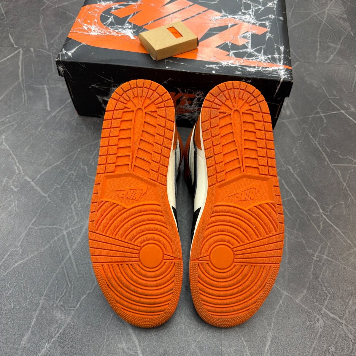 Jordan 1 Retro High OG Shattered Backboard (2025) - Image 4