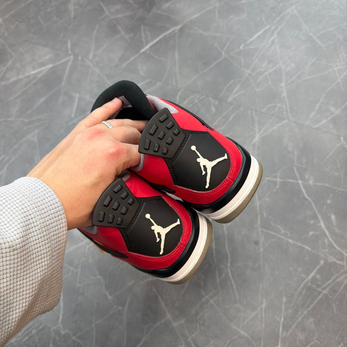 Jordan 4 Retro Toro Bravo (Size 8) (Lightly Worn)