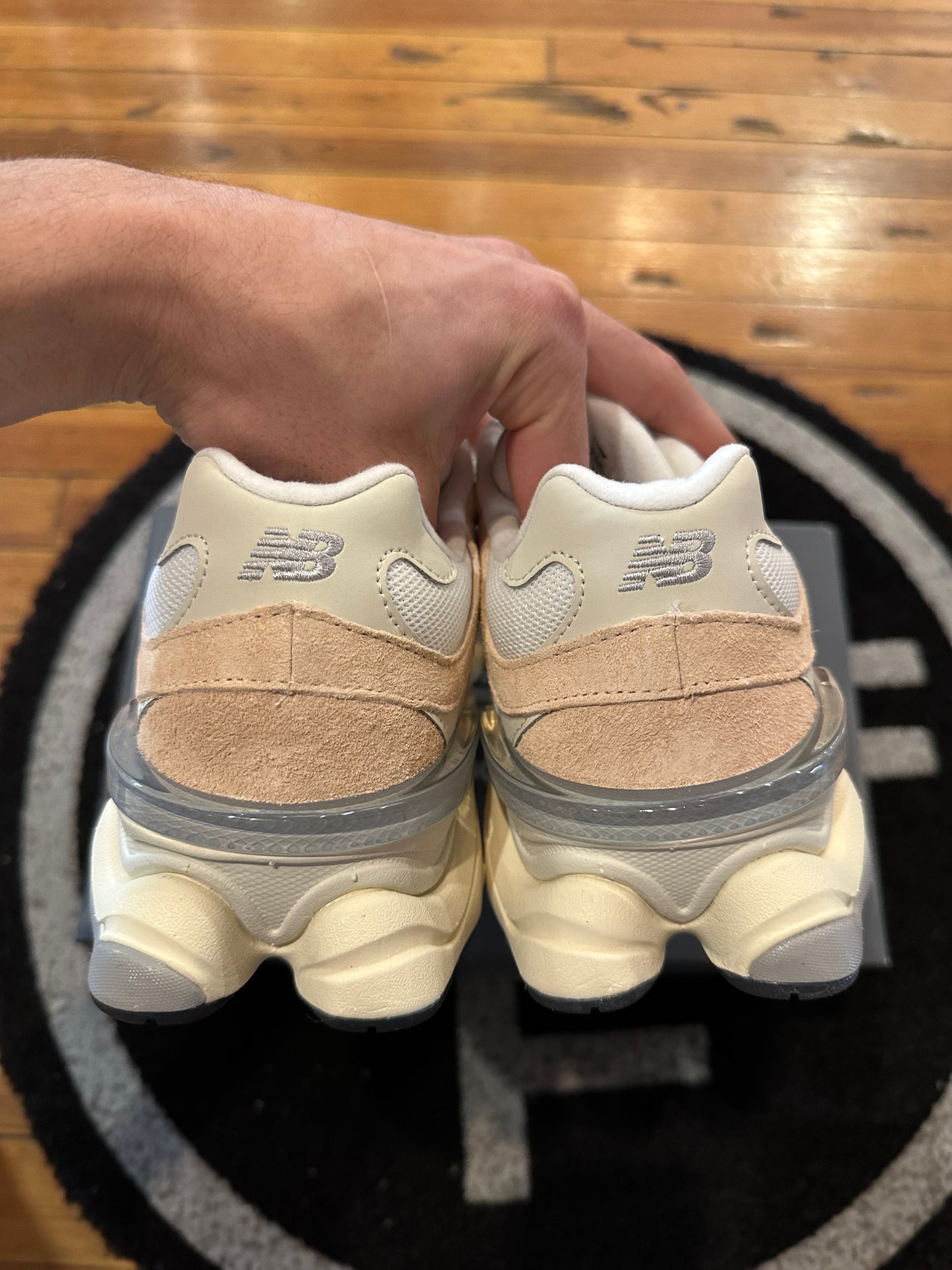 New Balance 9060 “Vintage Rose”