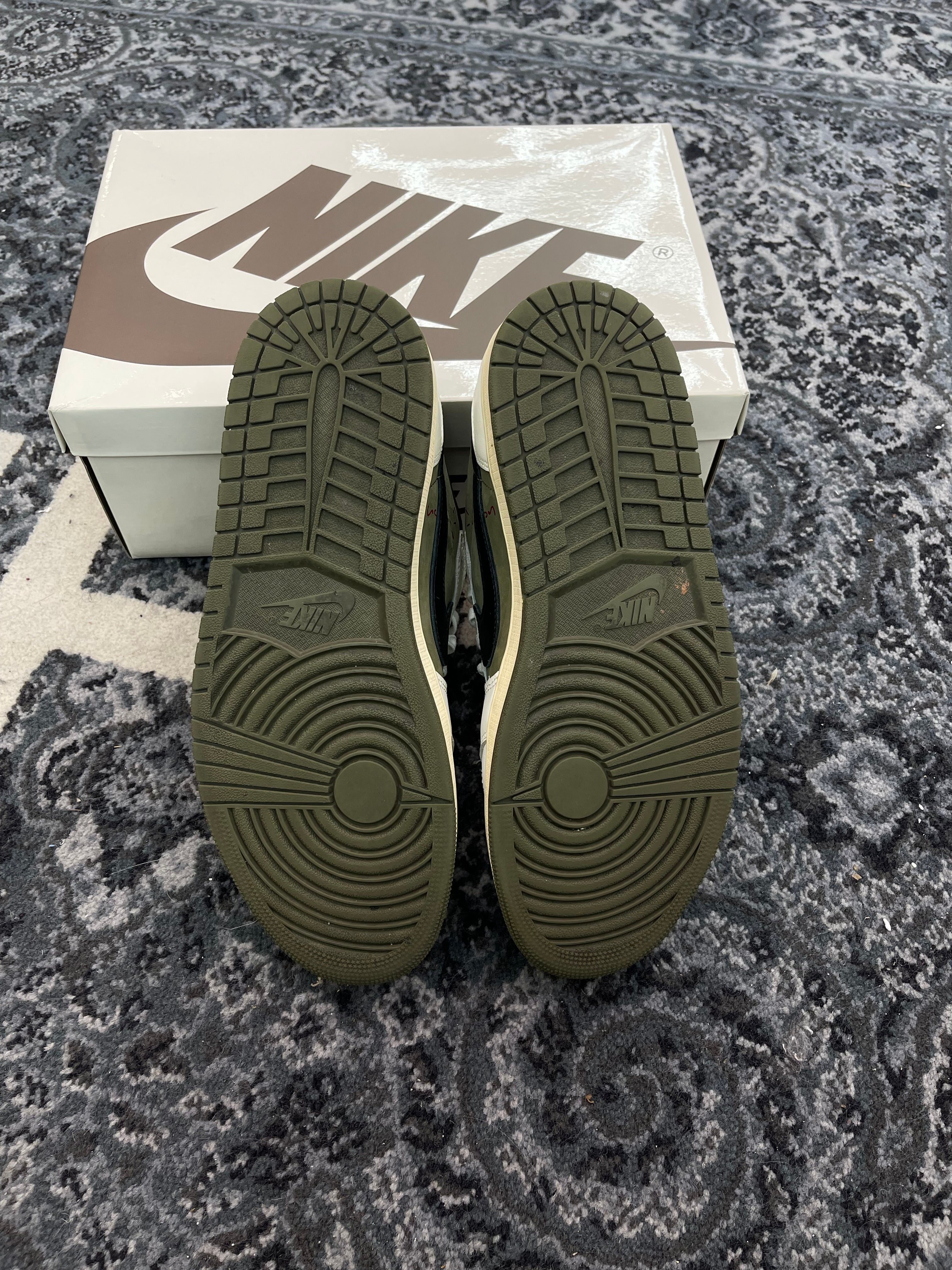 Jordan 1 Low x Travis Scott “Medium Olive”